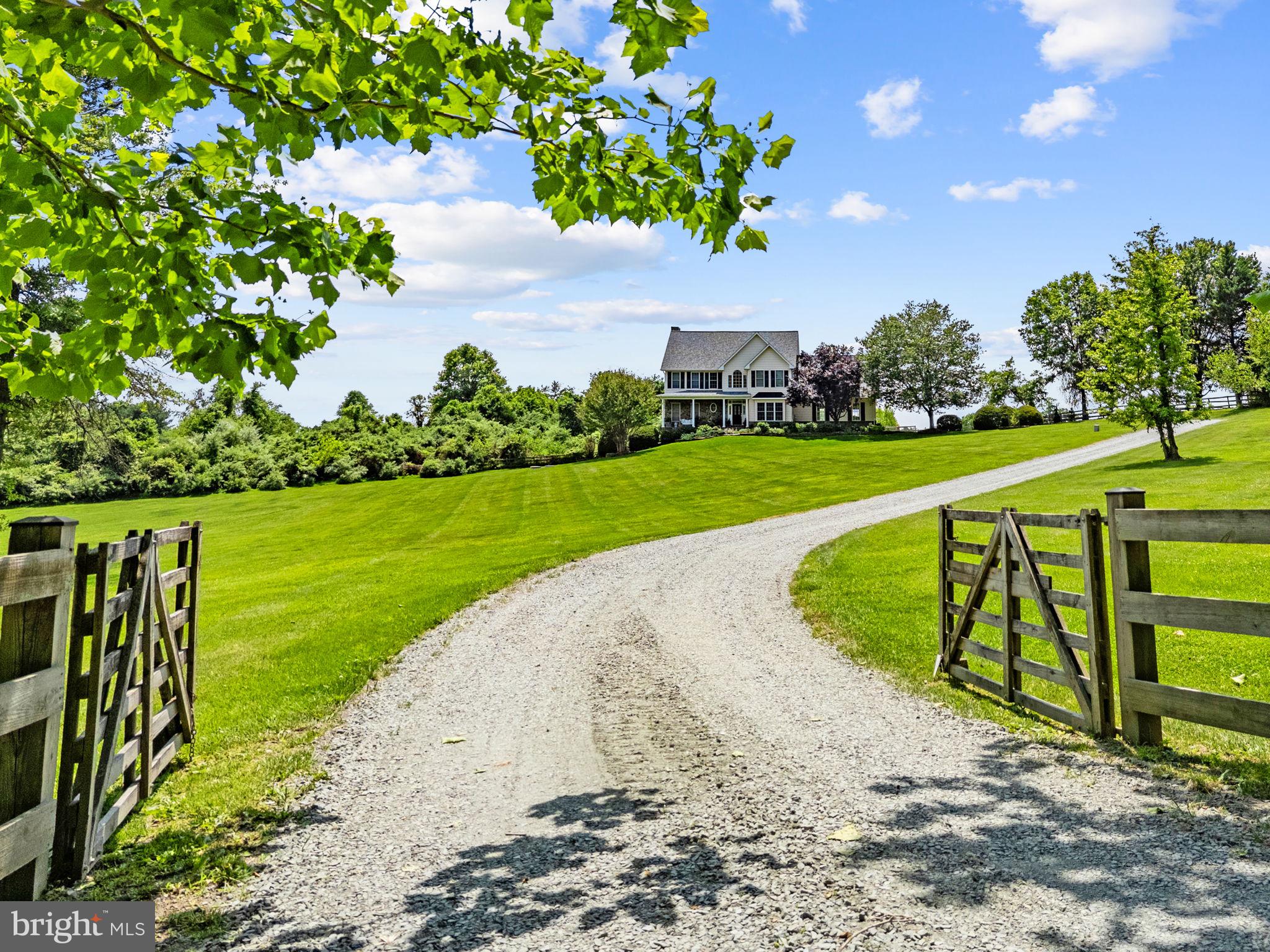 MOSBYS CROSSING - Residential