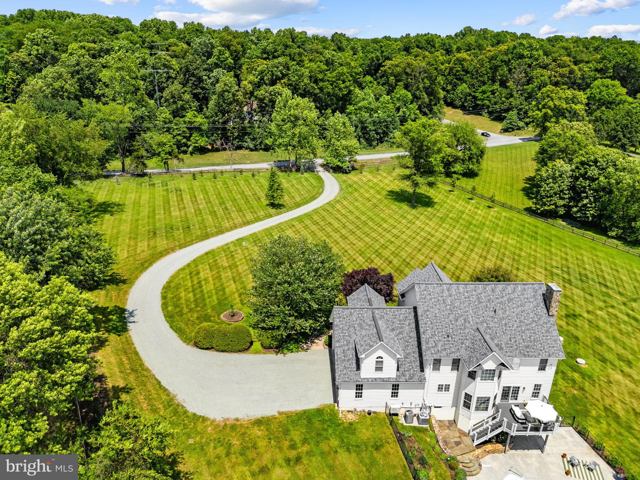 MOSBYS CROSSING - Residential