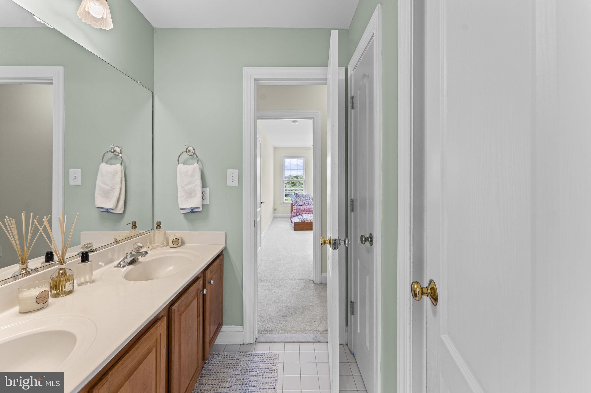MOSBYS CROSSING - Residential