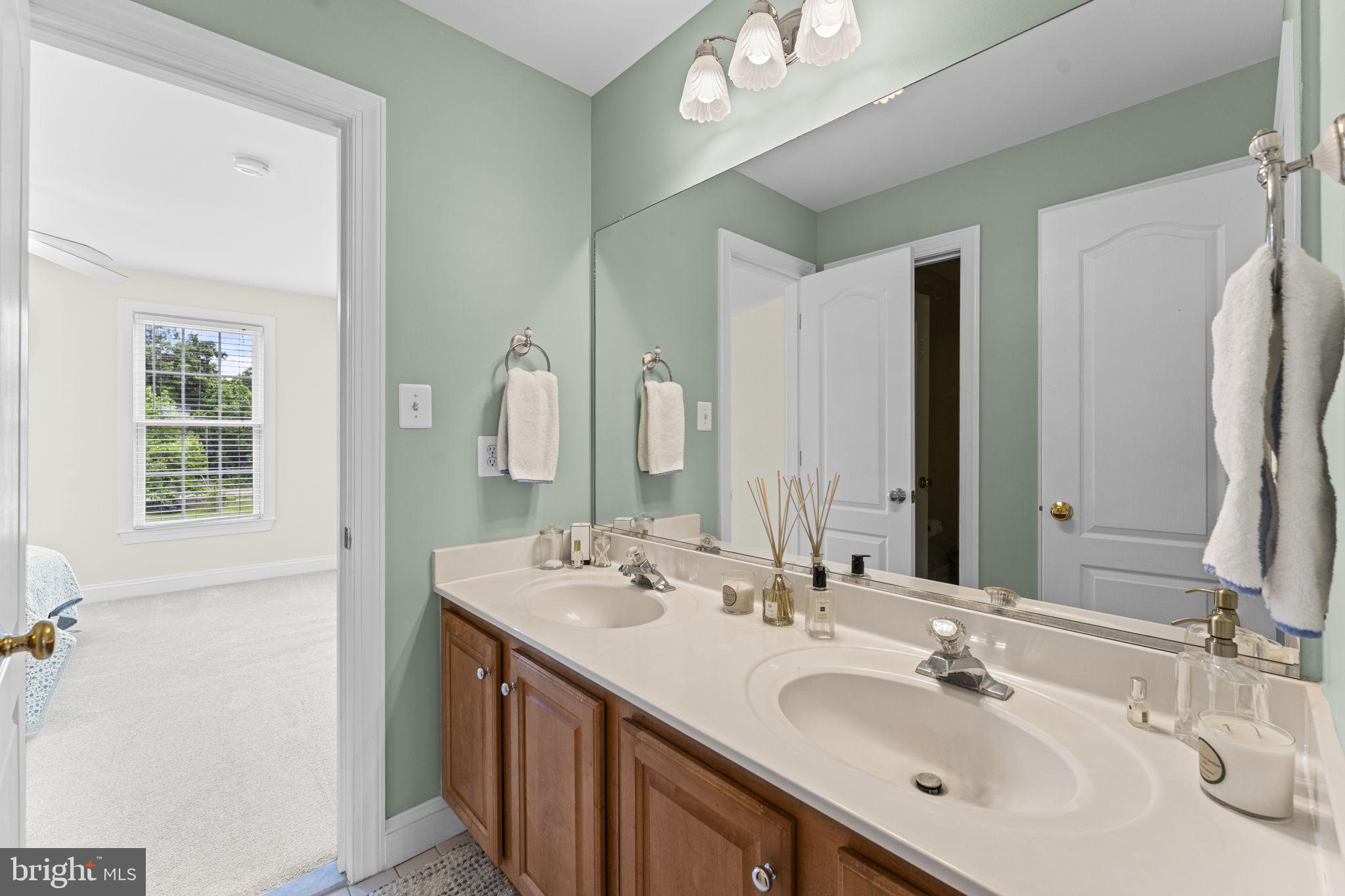 MOSBYS CROSSING - Residential