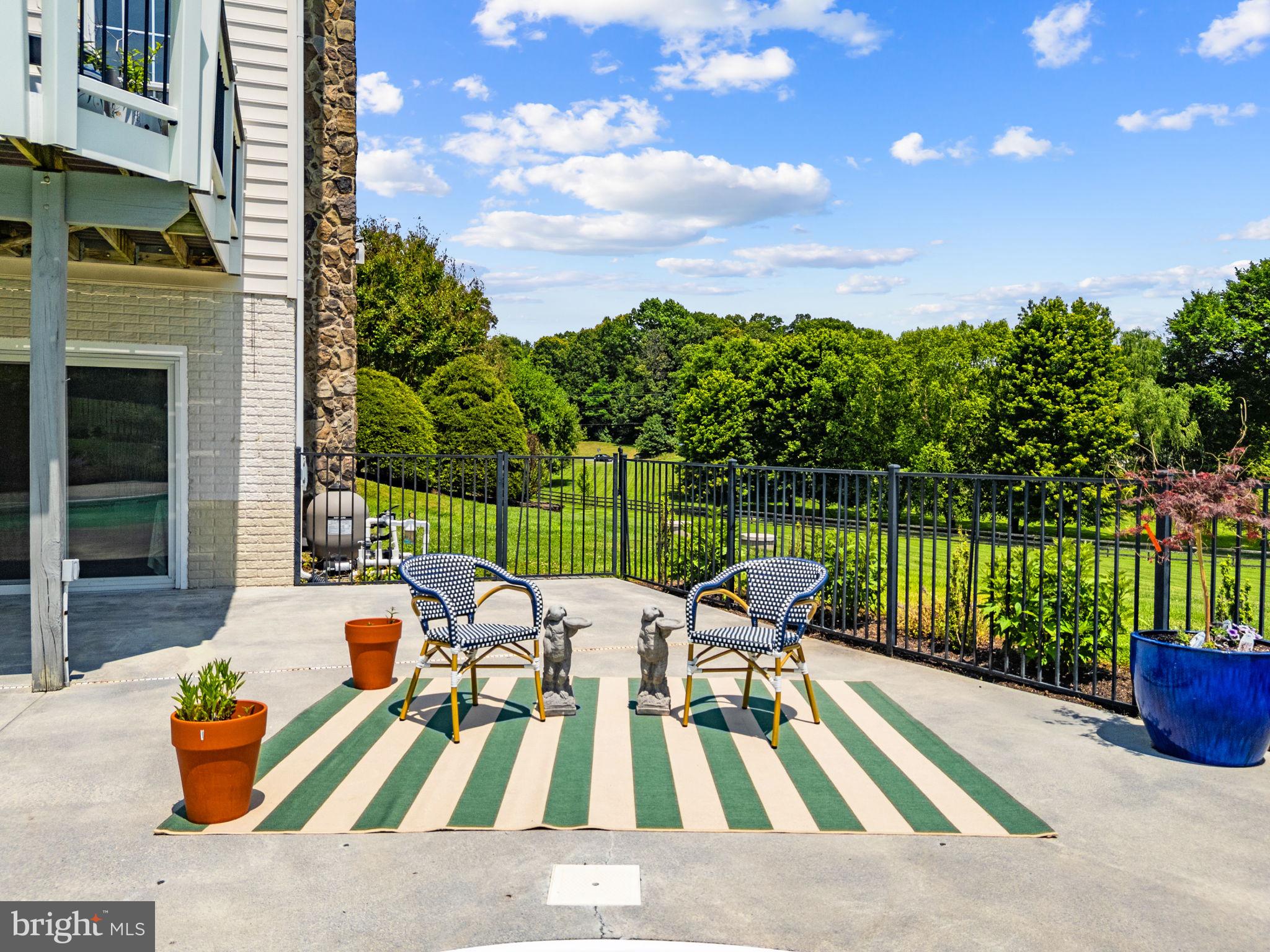 MOSBYS CROSSING - Residential