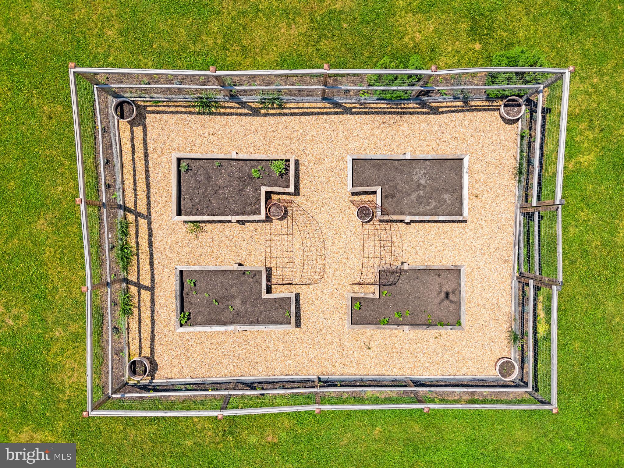MOSBYS CROSSING - Residential