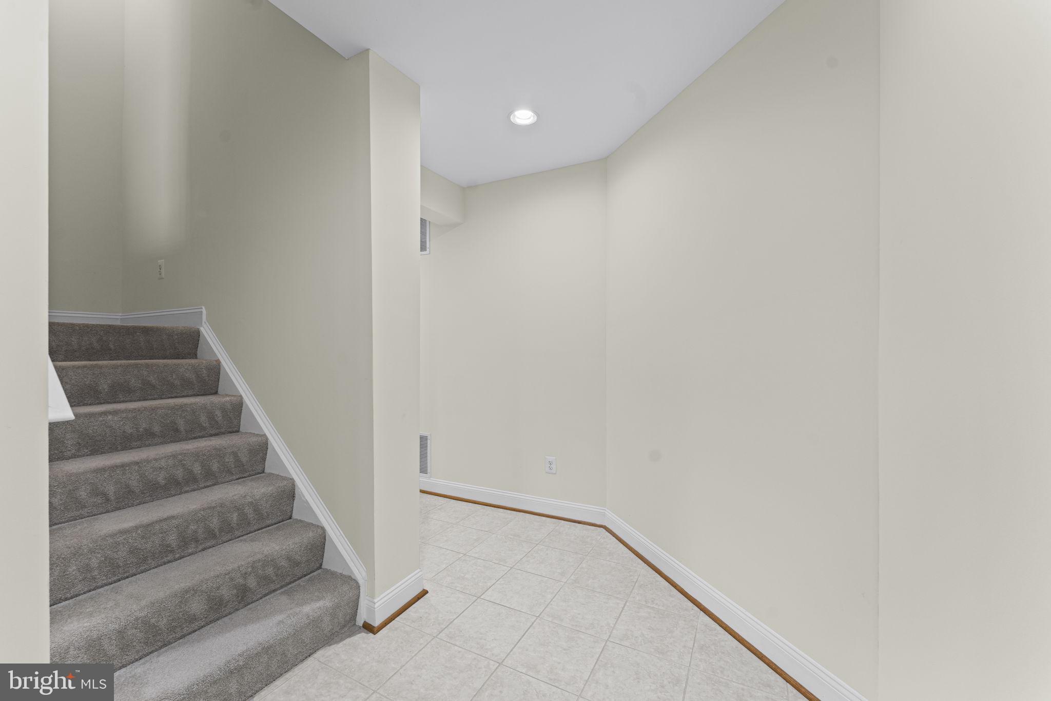 MOSBYS CROSSING - Residential