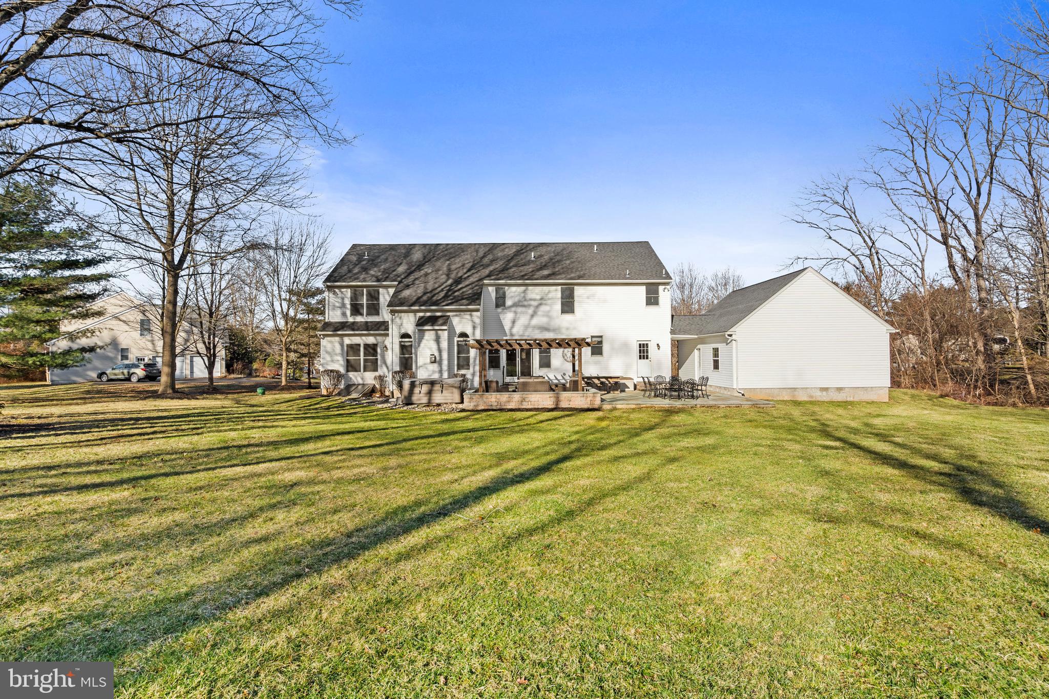BROOKSIDE MANOR ES - Residential
