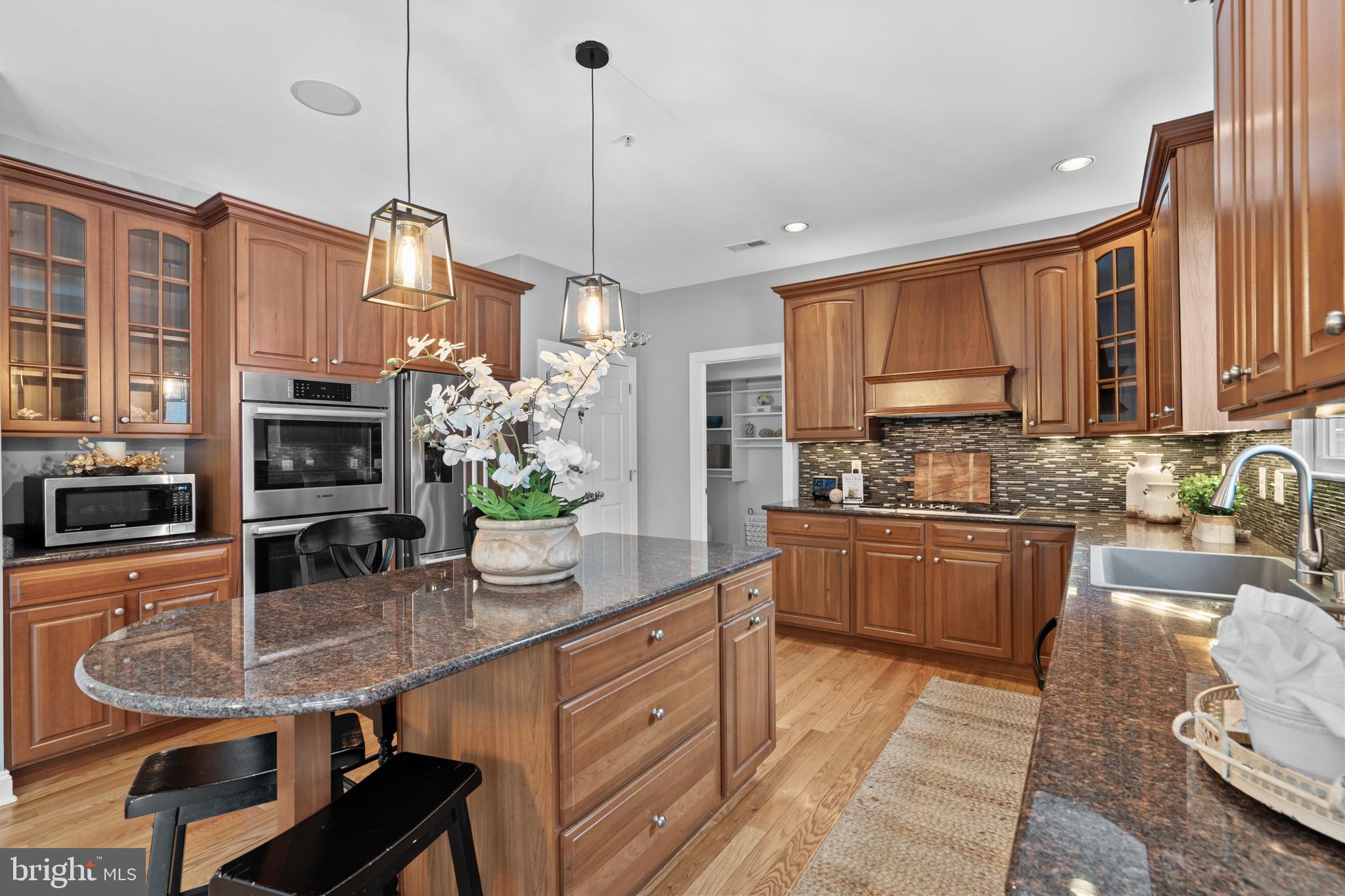 BROOKSIDE MANOR ES - Residential