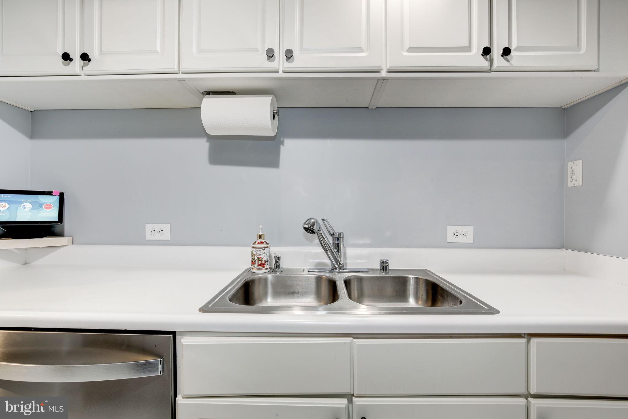 GREENSPRING EAST - Residential