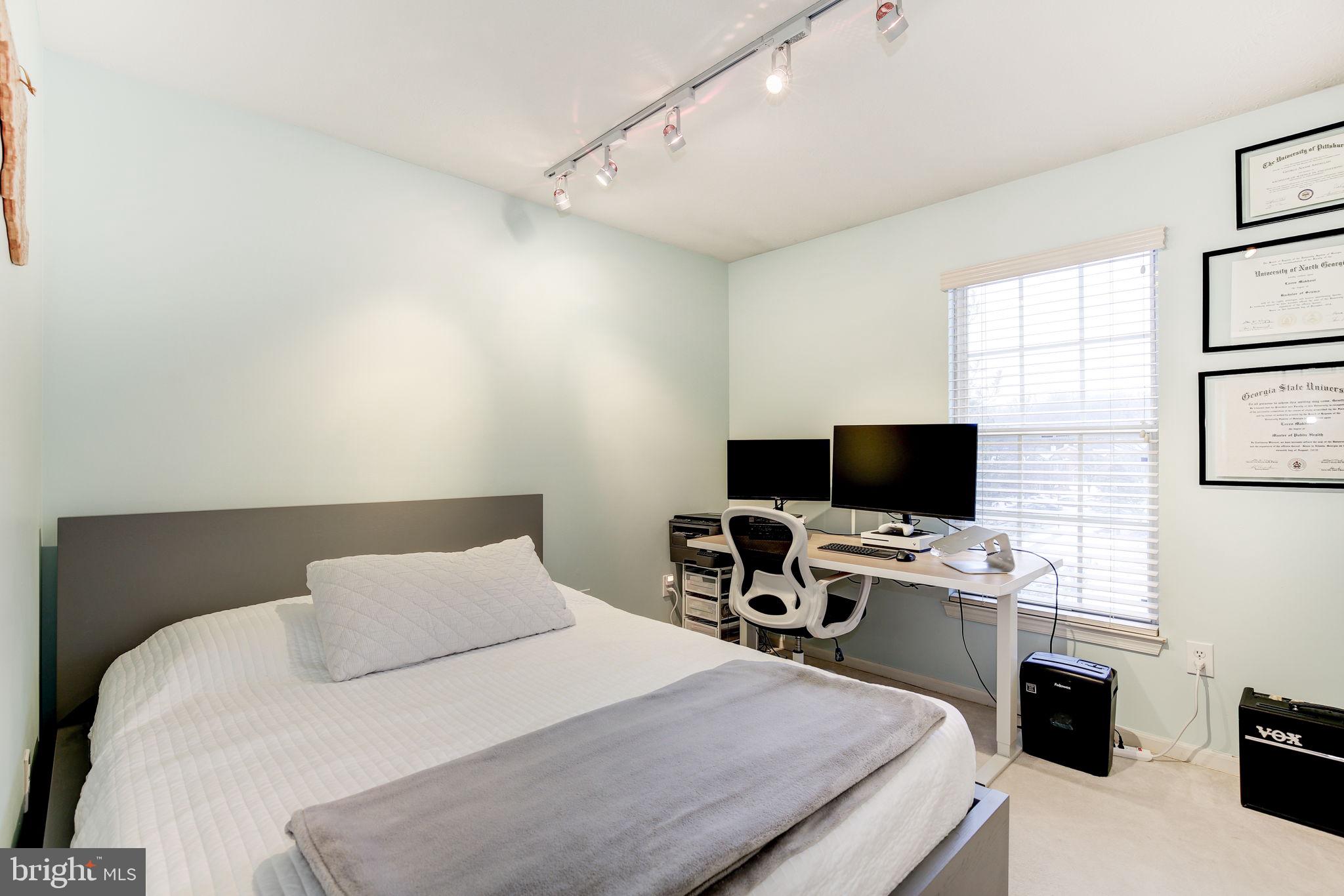 GREENSPRING EAST - Residential