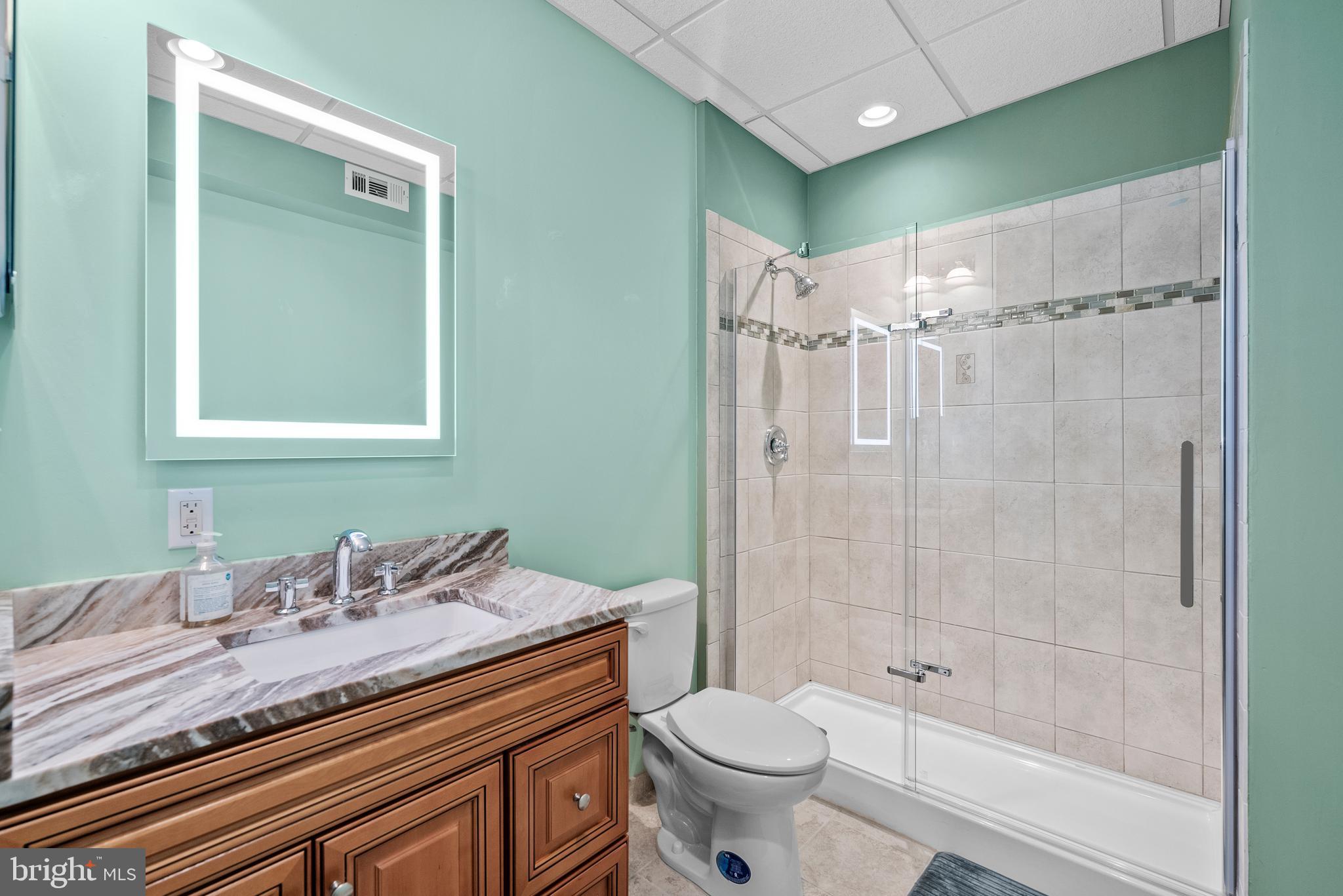 LENAH RUN HAMLET - Residential Lease