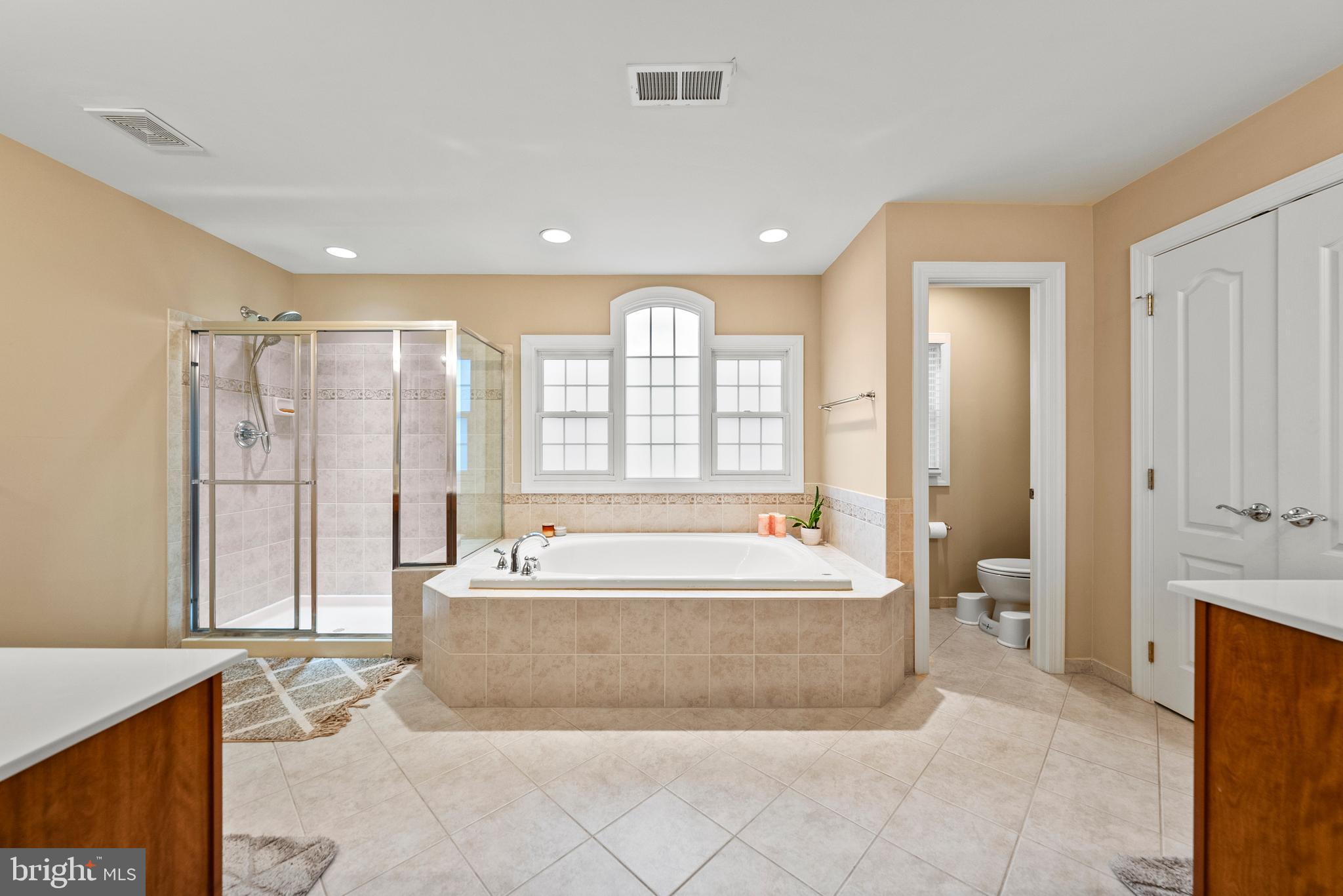 LENAH RUN HAMLET - Residential Lease