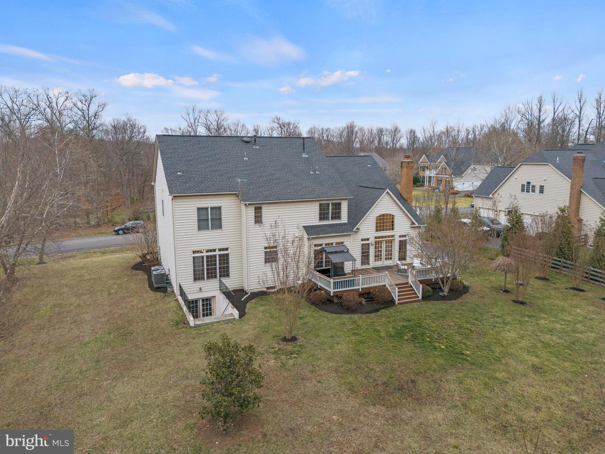 LENAH RUN HAMLET - Residential Lease