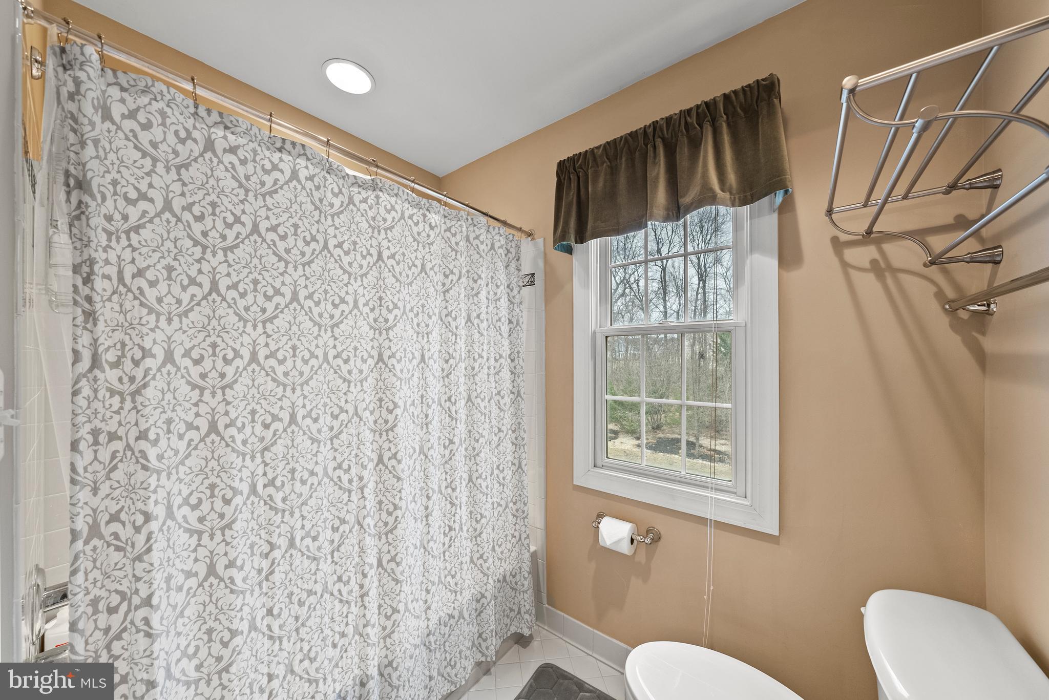 LENAH RUN HAMLET - Residential Lease