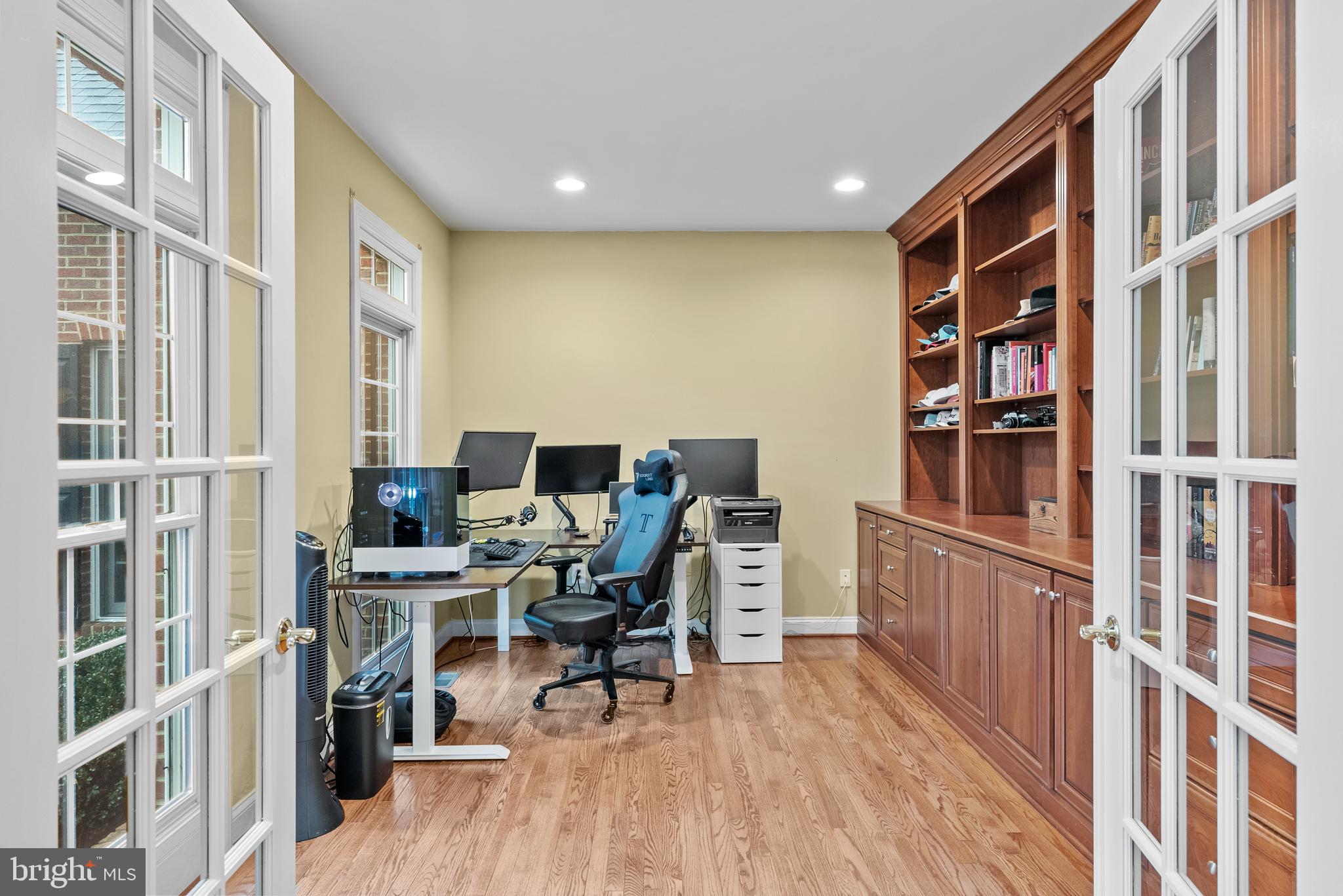 LENAH RUN HAMLET - Residential Lease