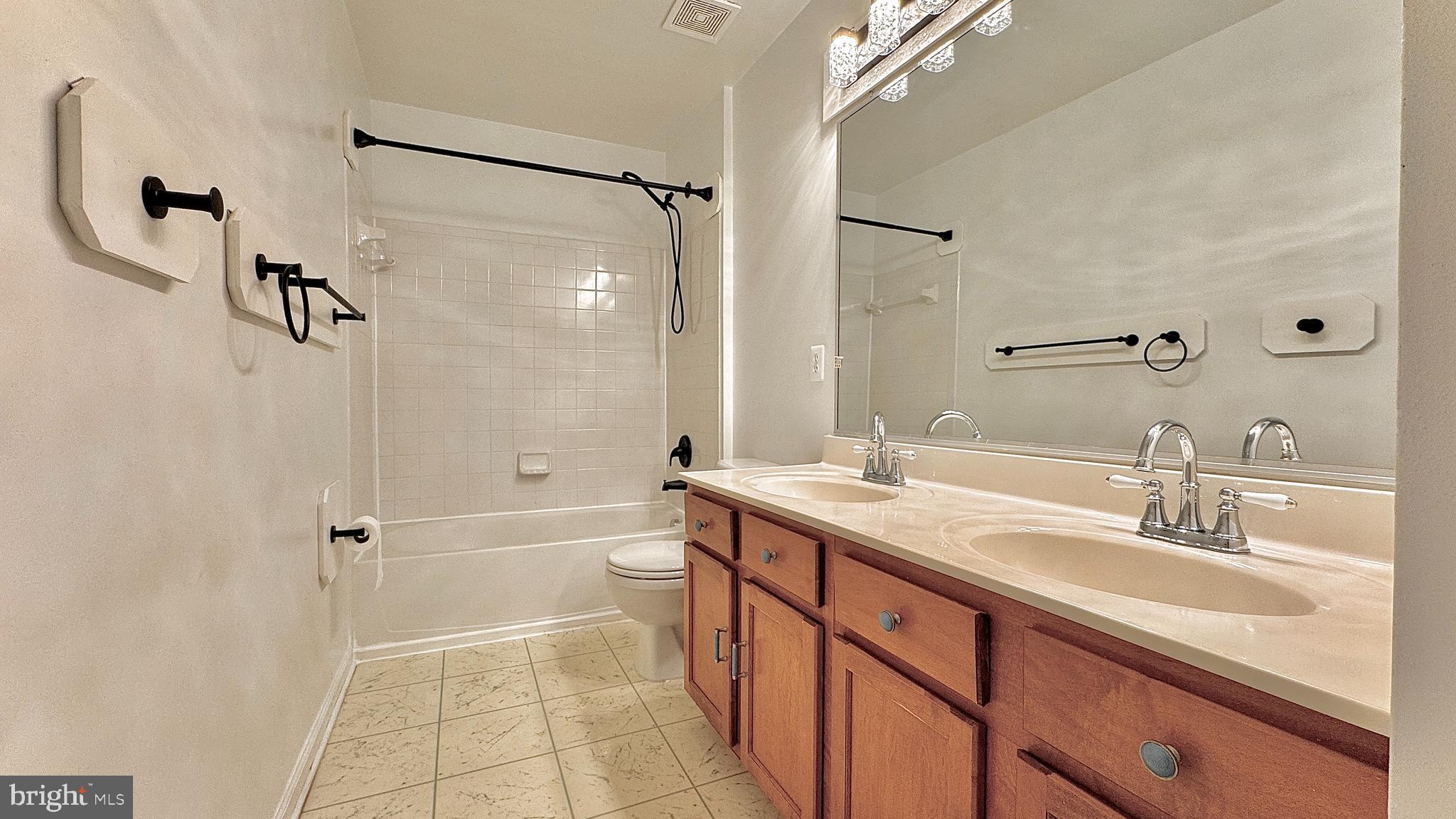 IDLEWILD - Residential Lease