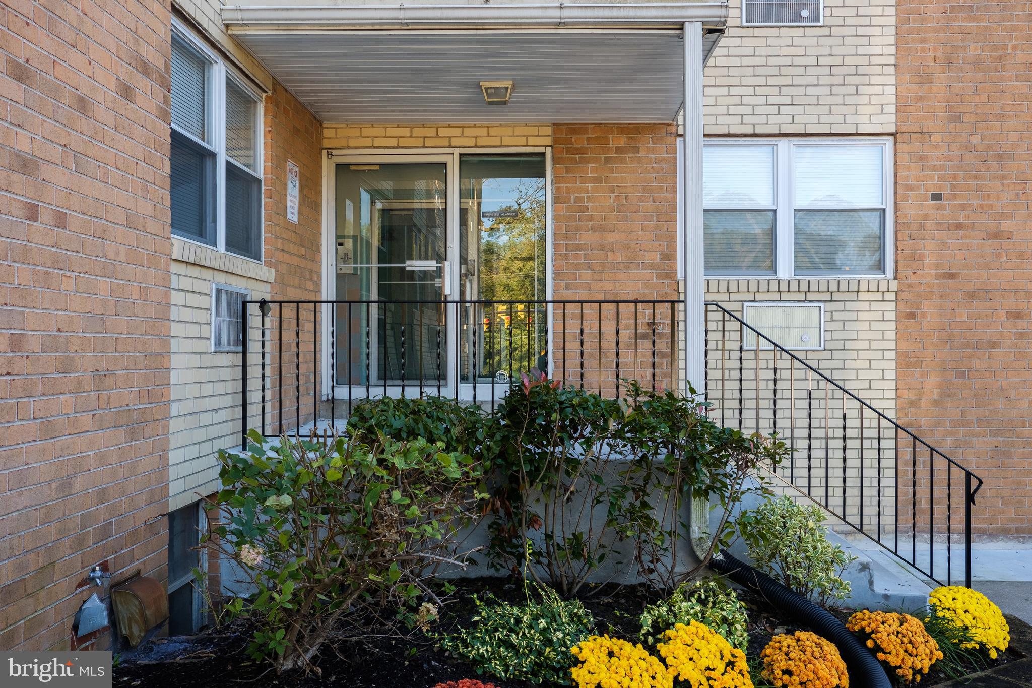 Spacious 2 bedroom apartment located in the Wissahickon area of Philadelphia, bordering on the neighborhoods of W. Mt. Airy, Manayunk and Germantown! Brand new carpets, renovated kitchen and bathroom, open concept layout, and great natural lighting. Very convenient for commuting into Center city,  Manayunk, and Germantown areas. Located only 2 blocks from Chestnut Hill West train into Center City Philadelphia and bus route 65 to and from Germantown-Chelten. Also close to the Historic Rittenhouse town, Forbidden Drive trails, and Wissahickon Park, leaving you with plenty to do on any day. Available now, ask about our move in special for qualified applicants!