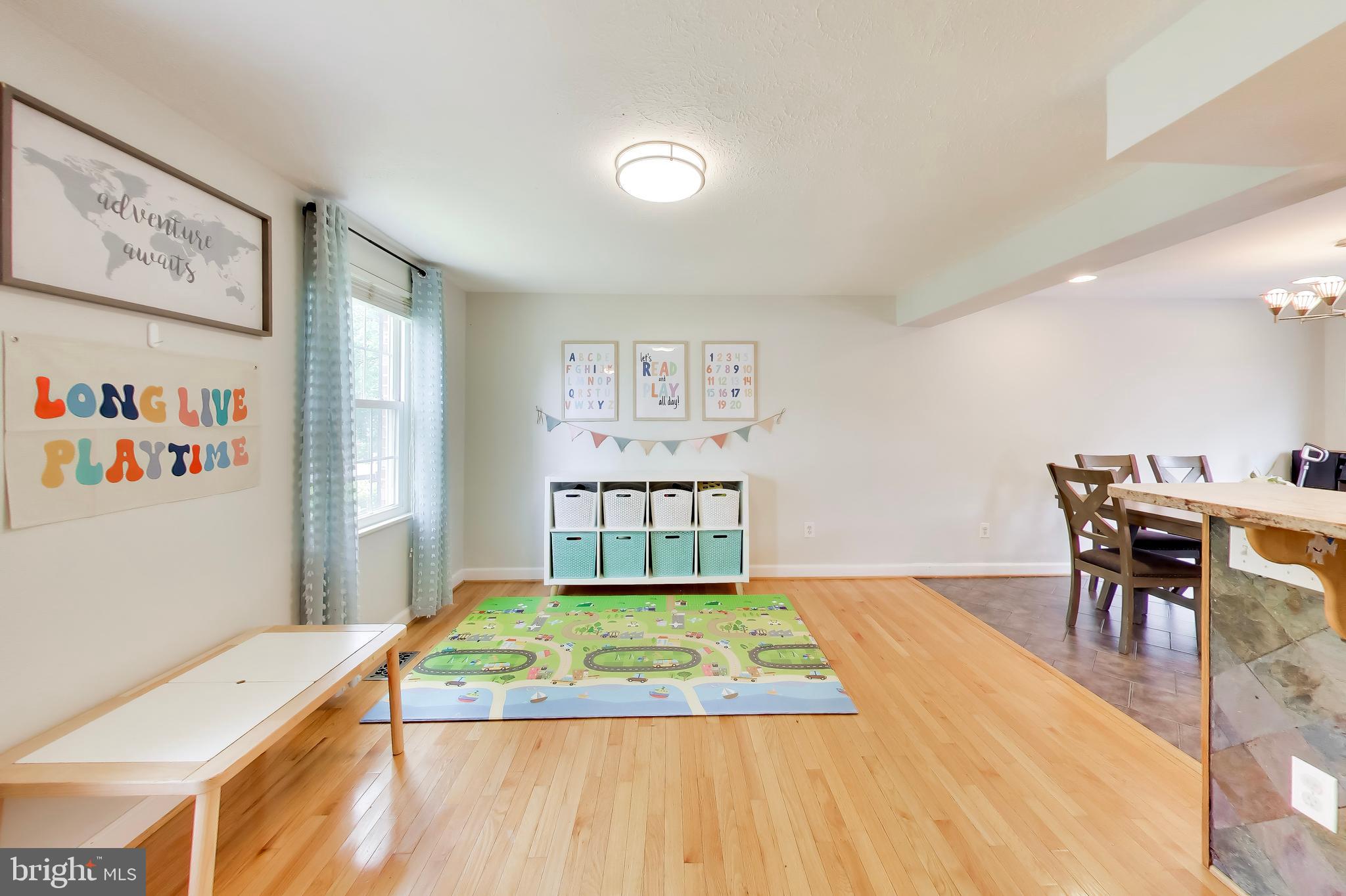 CARDINAL ESTATES - Residential