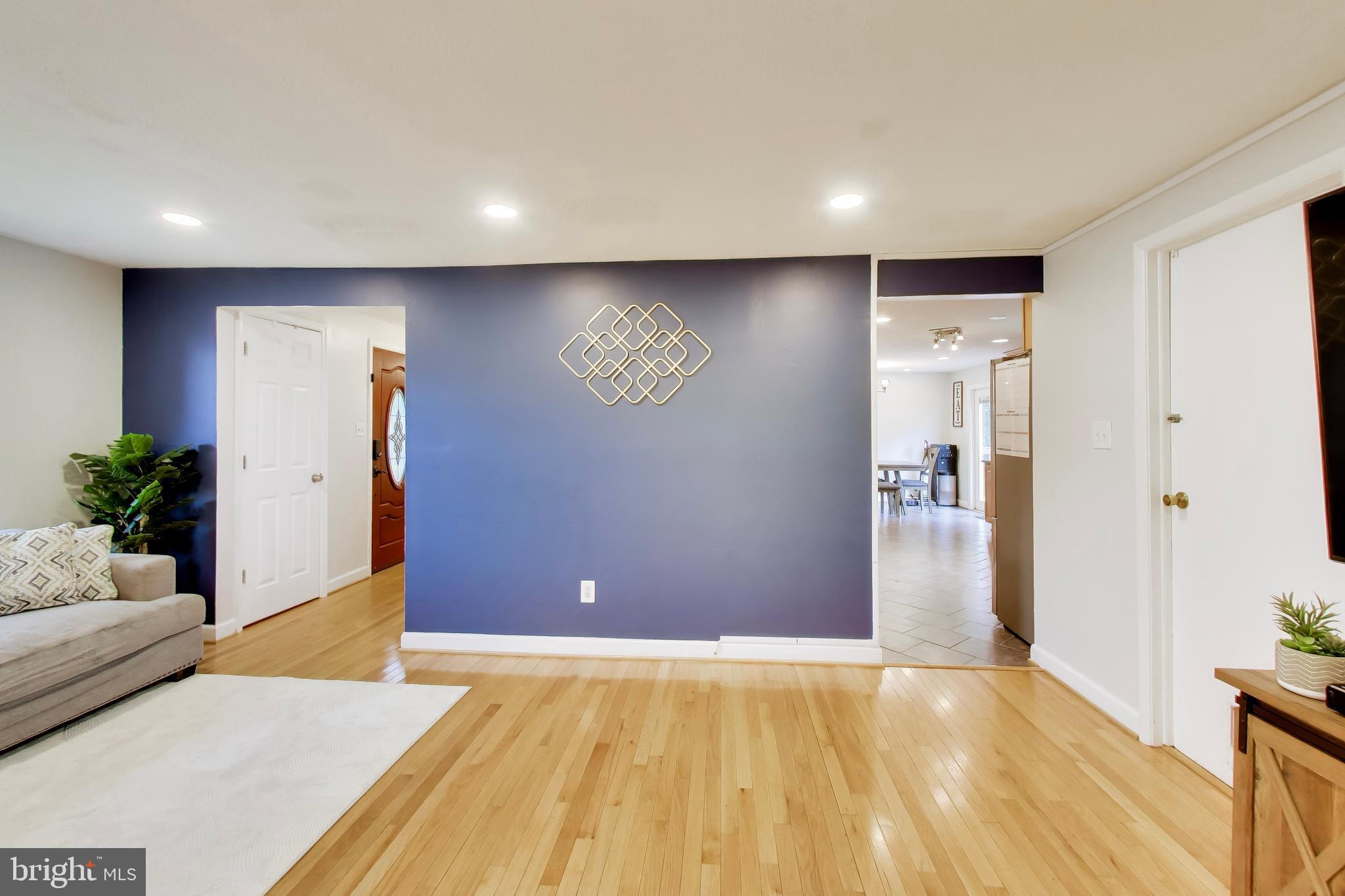 CARDINAL ESTATES - Residential