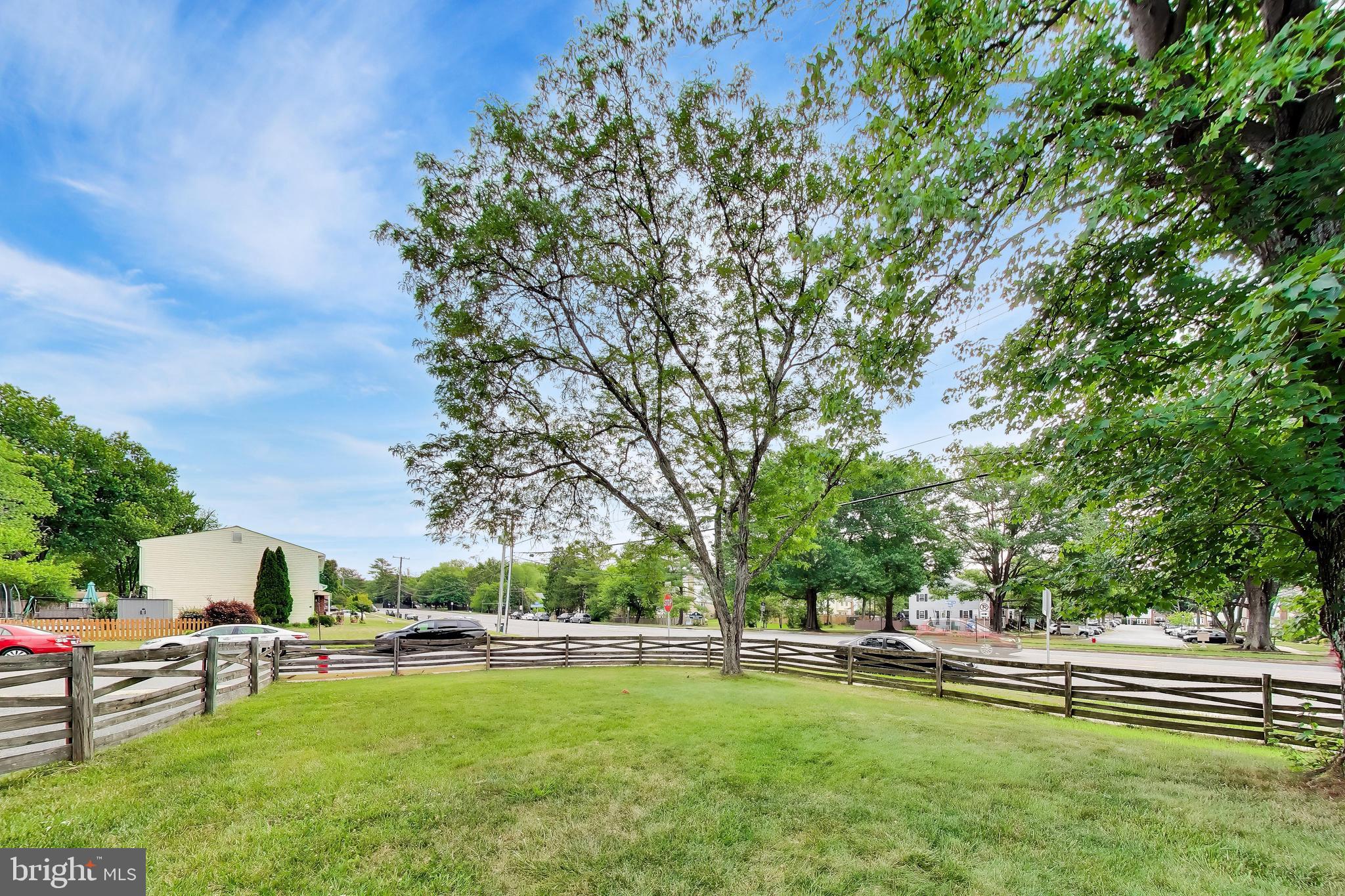 CARDINAL ESTATES - Residential