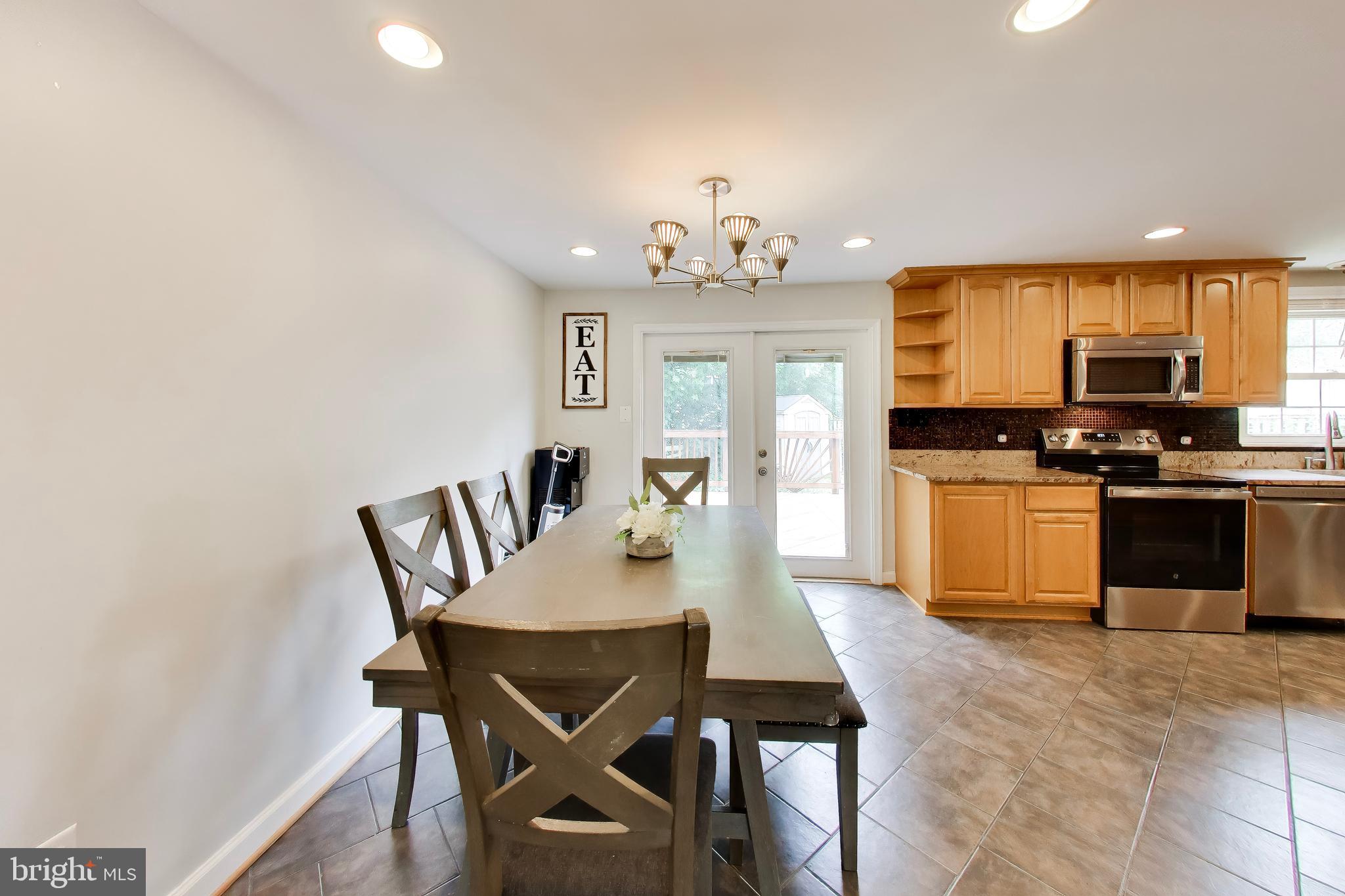 CARDINAL ESTATES - Residential