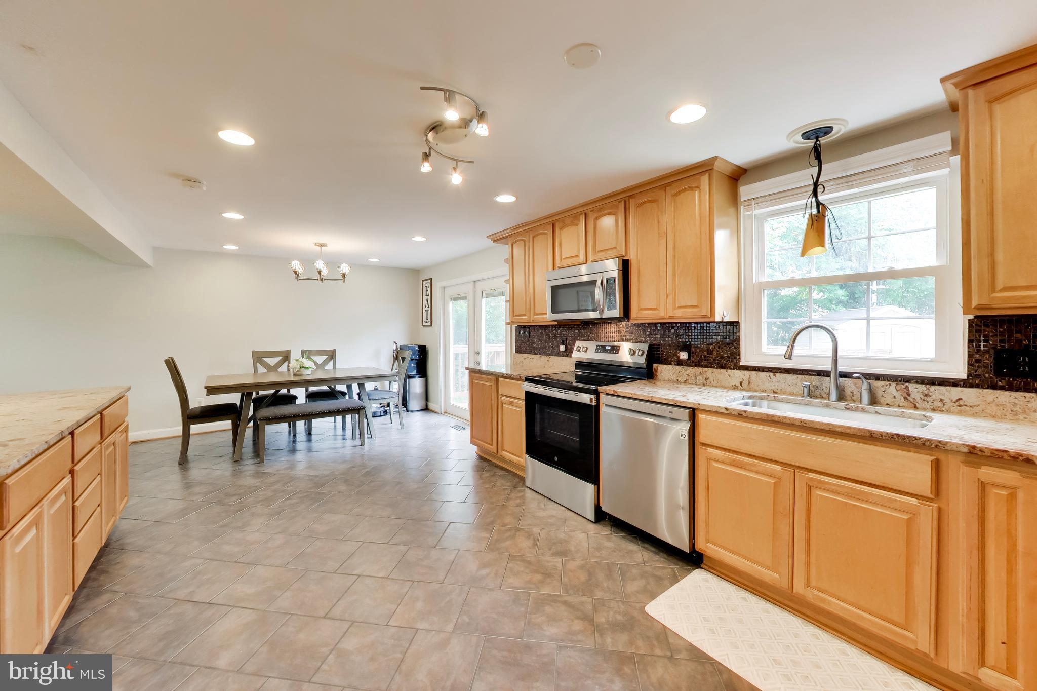CARDINAL ESTATES - Residential