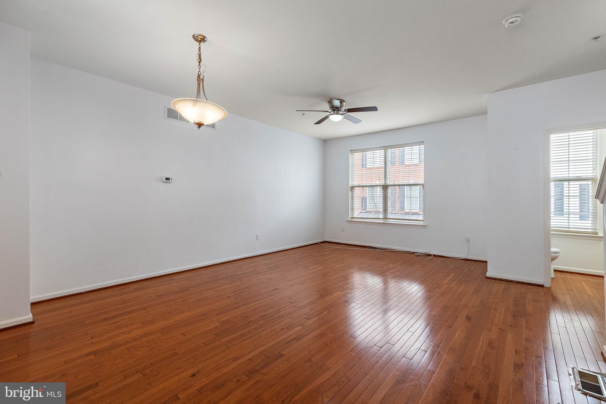 DARLEY GREEN - Residential Lease