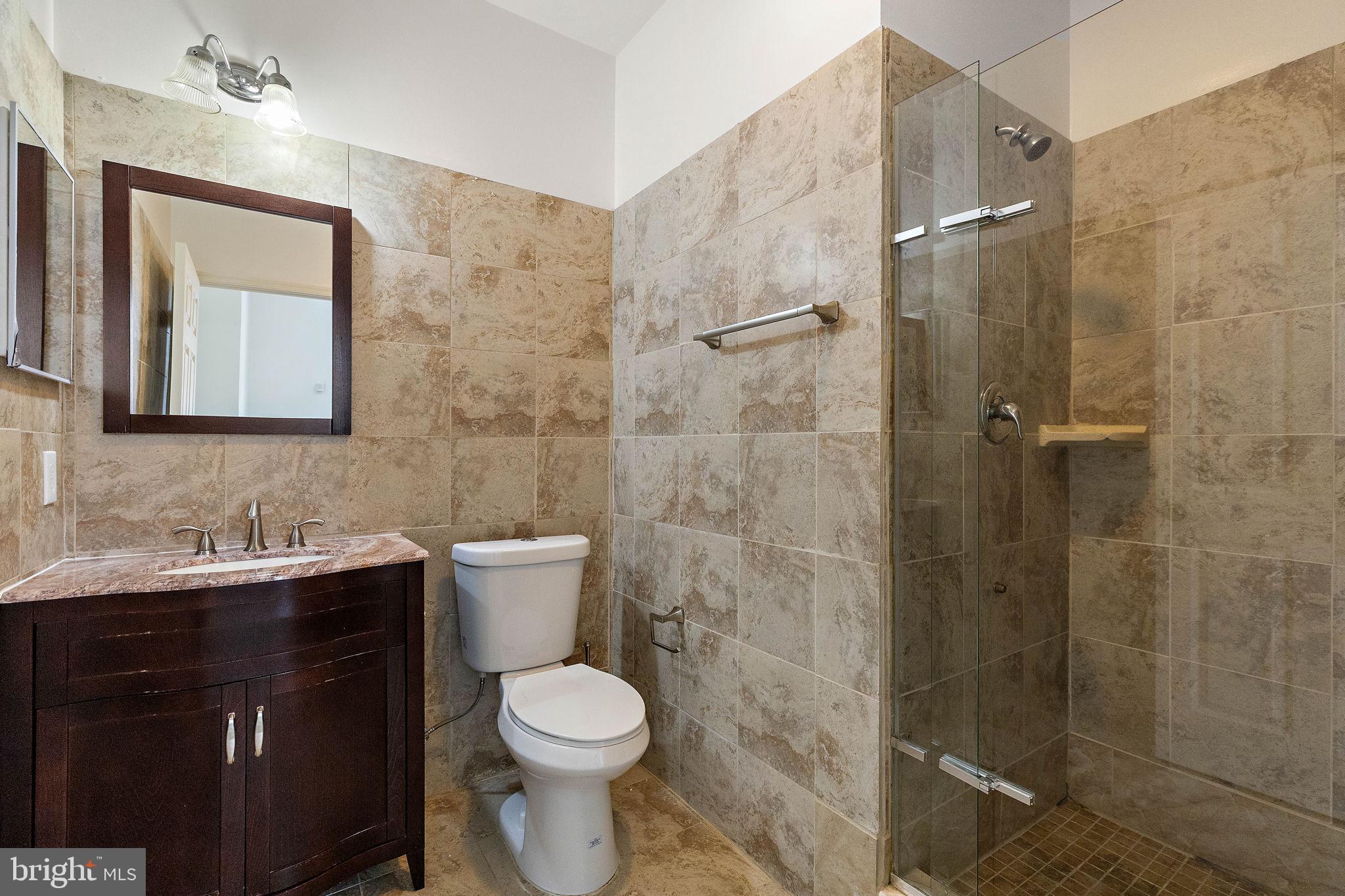 DARLEY GREEN - Residential Lease