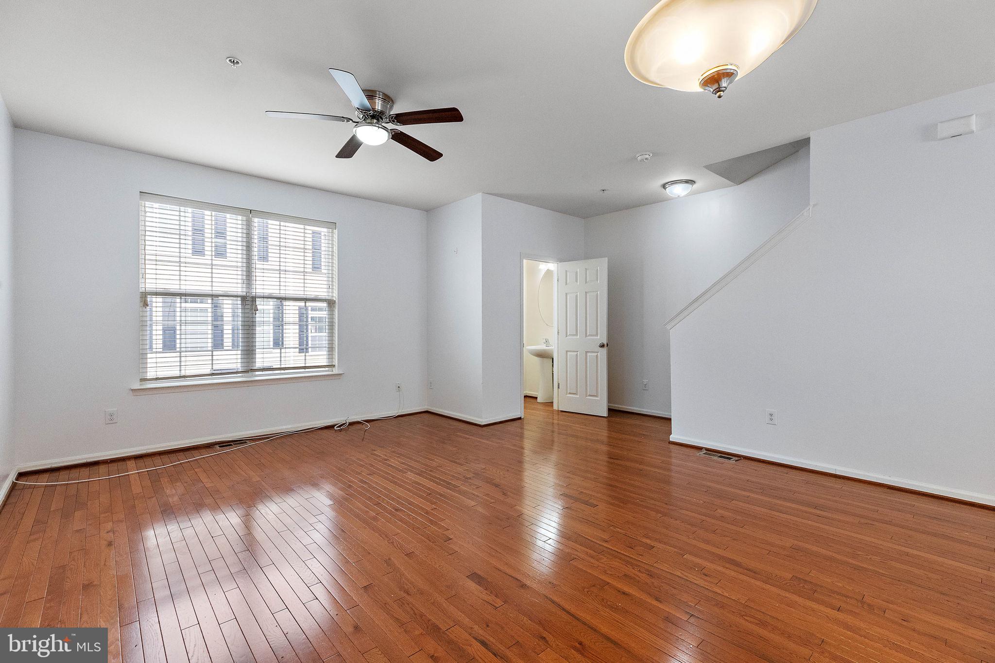 DARLEY GREEN - Residential Lease