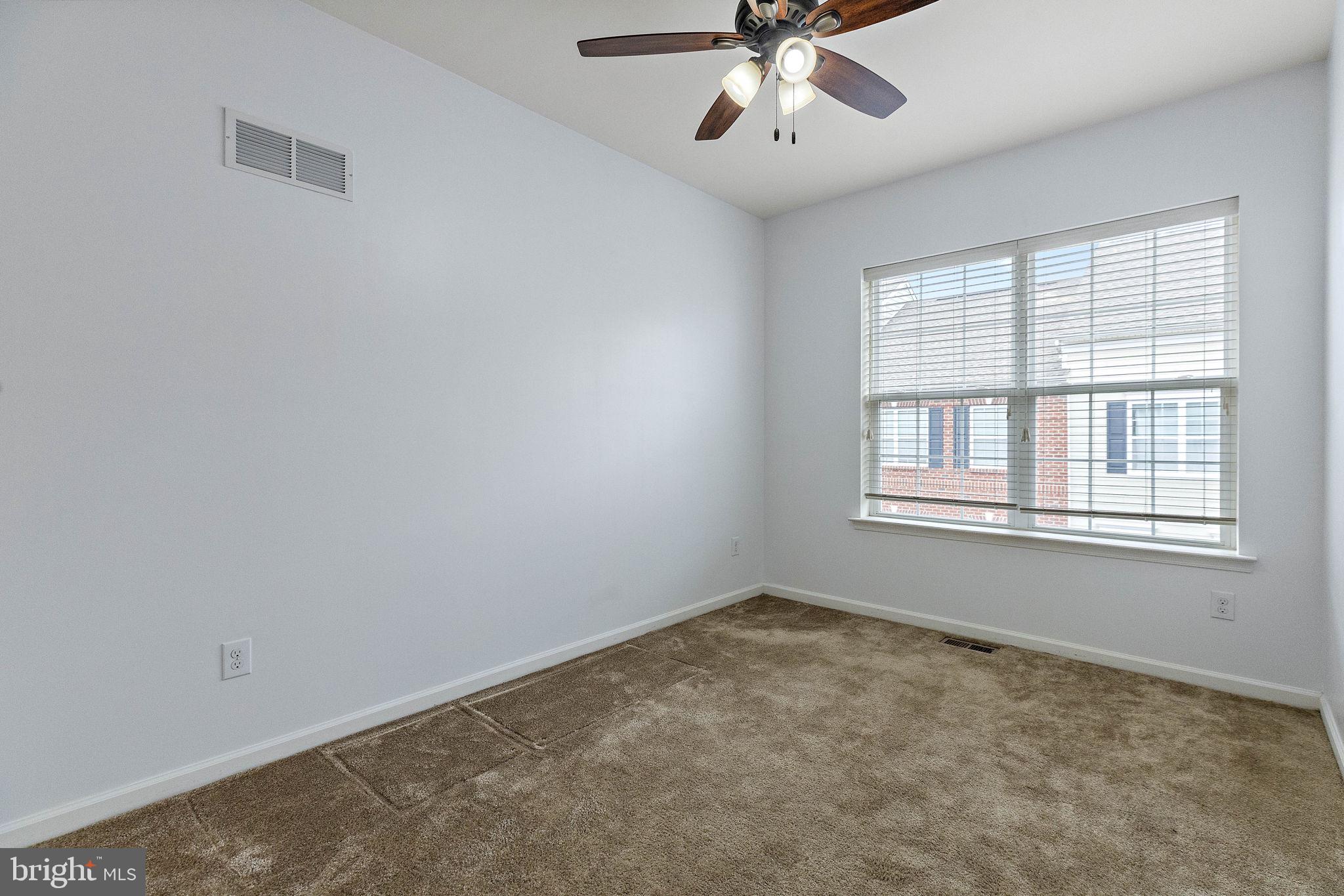 DARLEY GREEN - Residential Lease