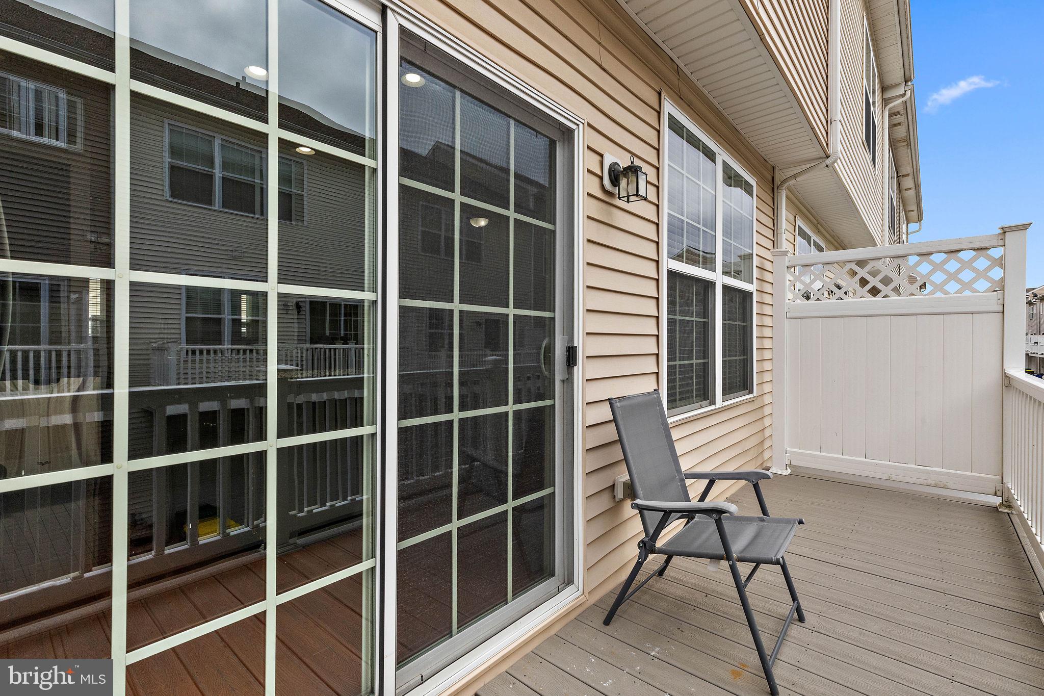 DARLEY GREEN - Residential Lease