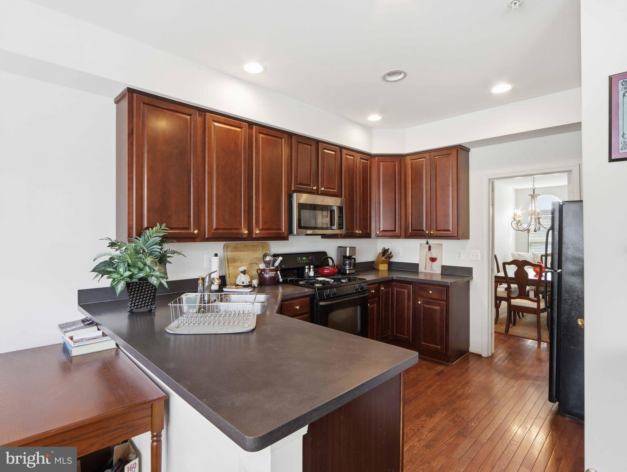 WORMANS MILL - Residential