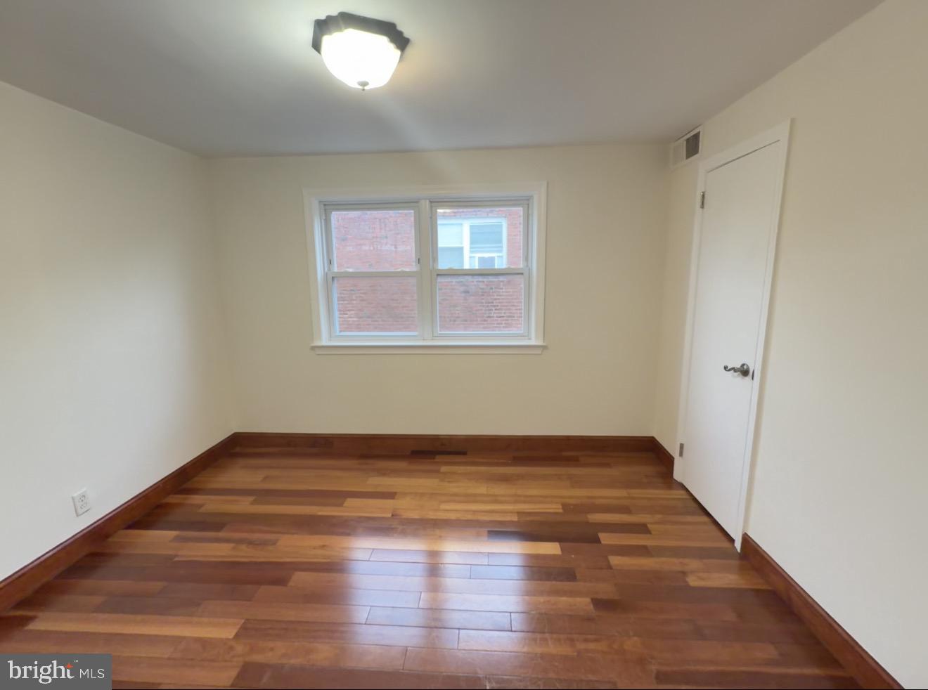 SANDYFORD PARK - Residential