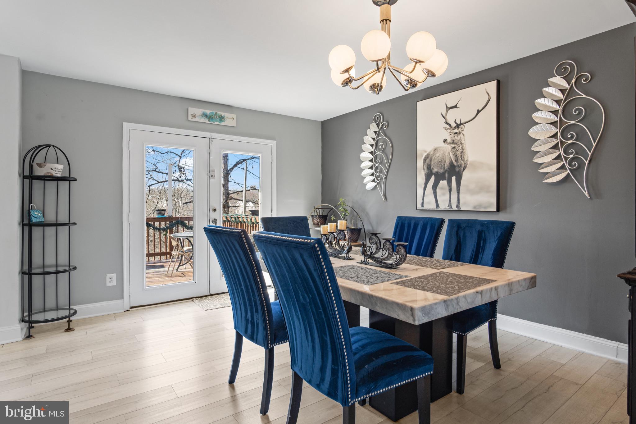 STAFFORD OAKS - Residential