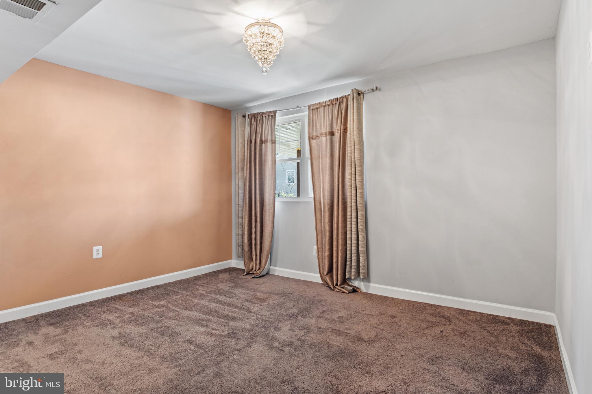 STAFFORD OAKS - Residential