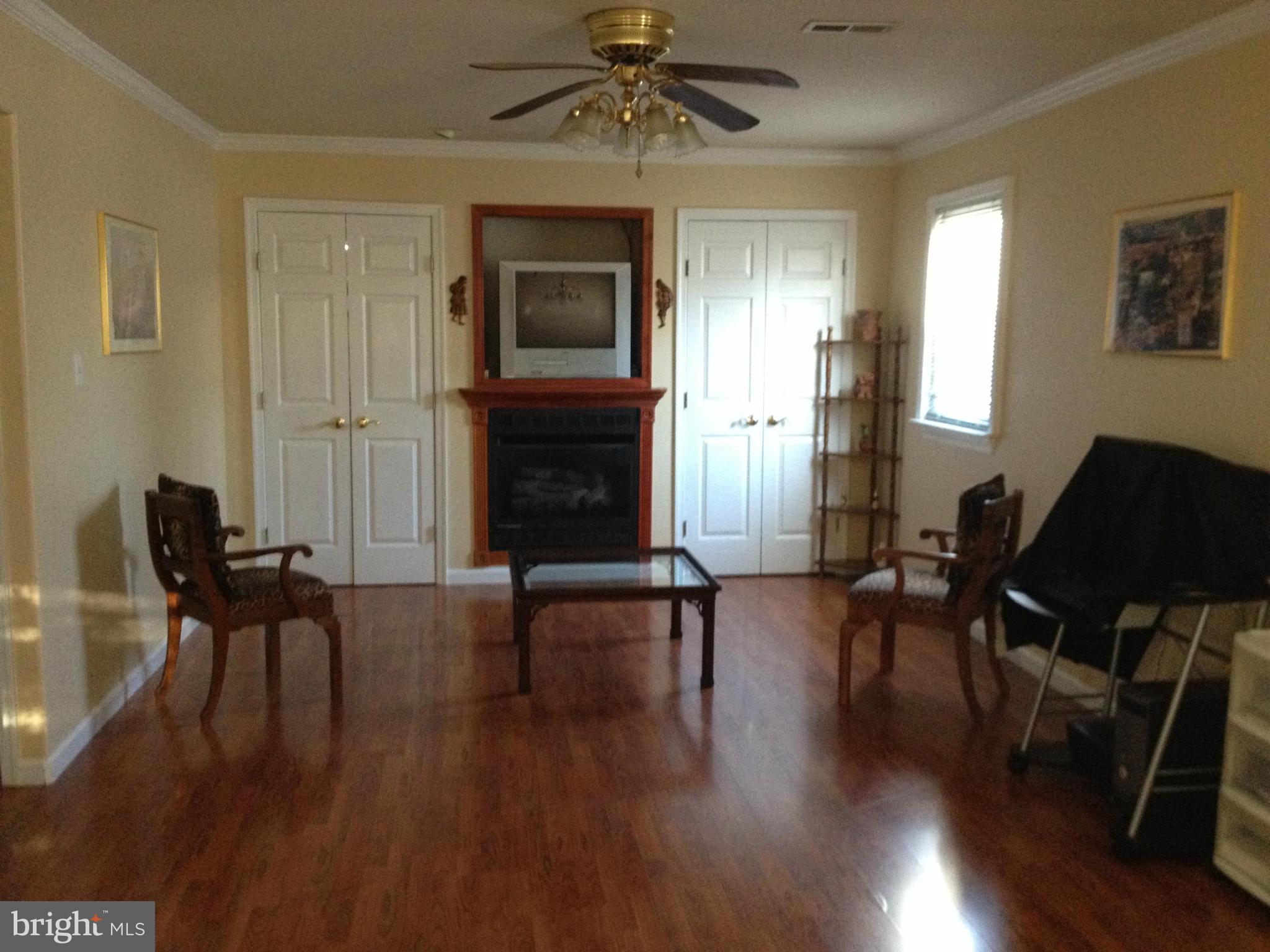 MANASSAS PARK - Residential