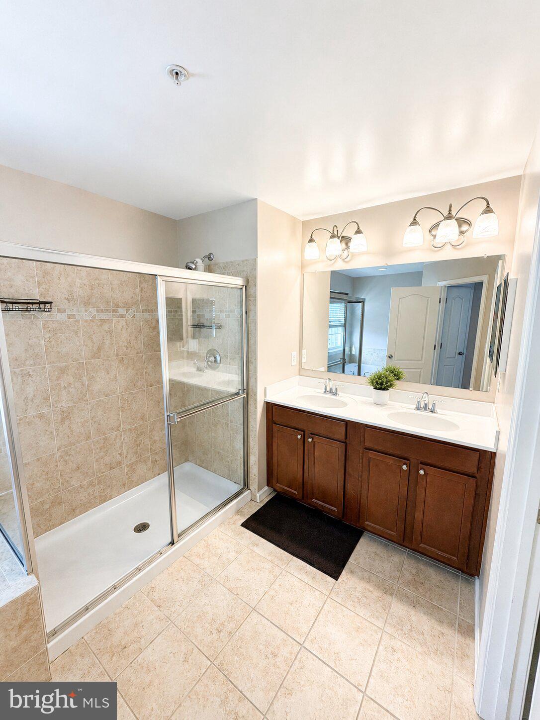 TANYARD SPRINGS - Residential