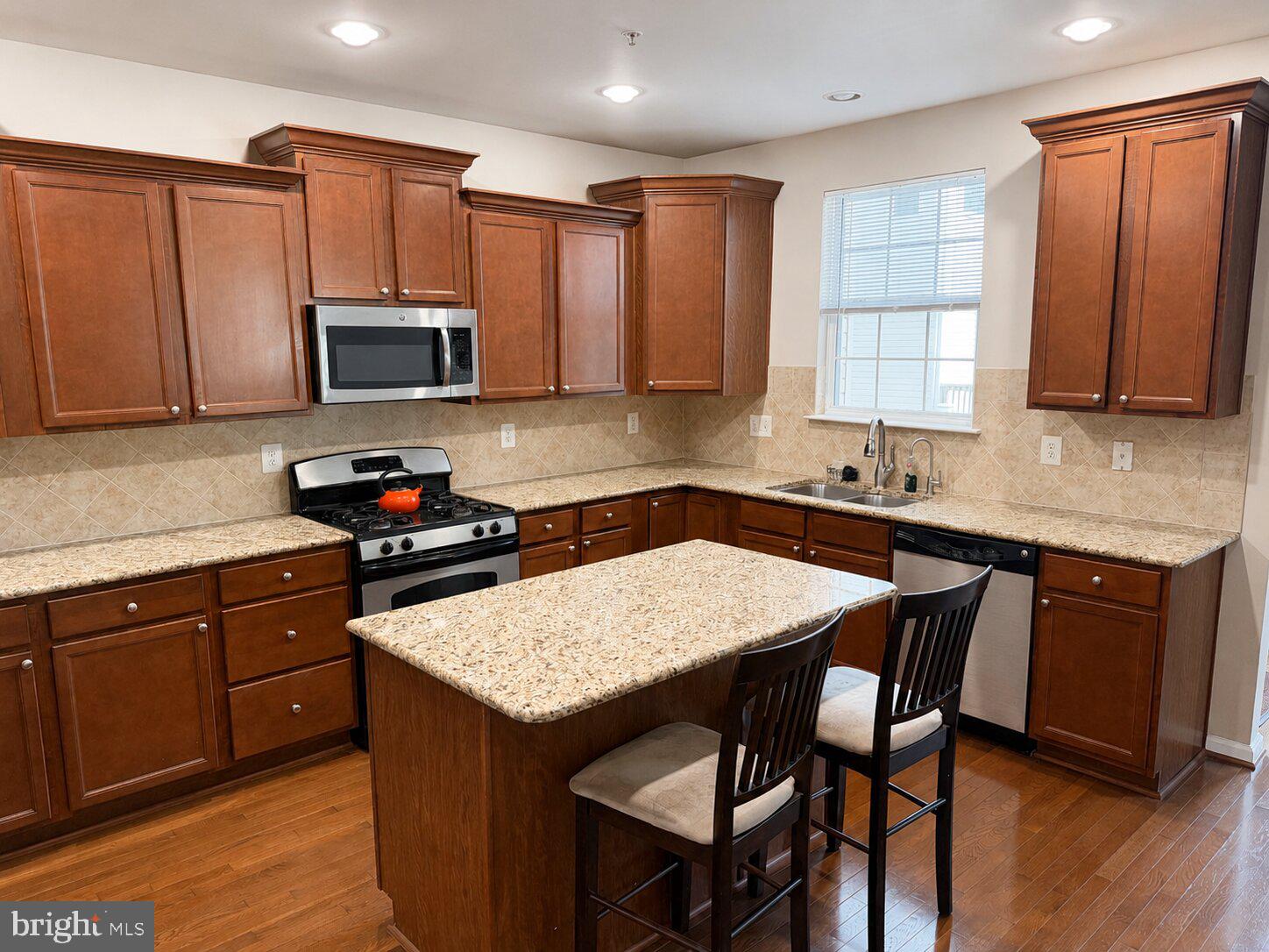 TANYARD SPRINGS - Residential