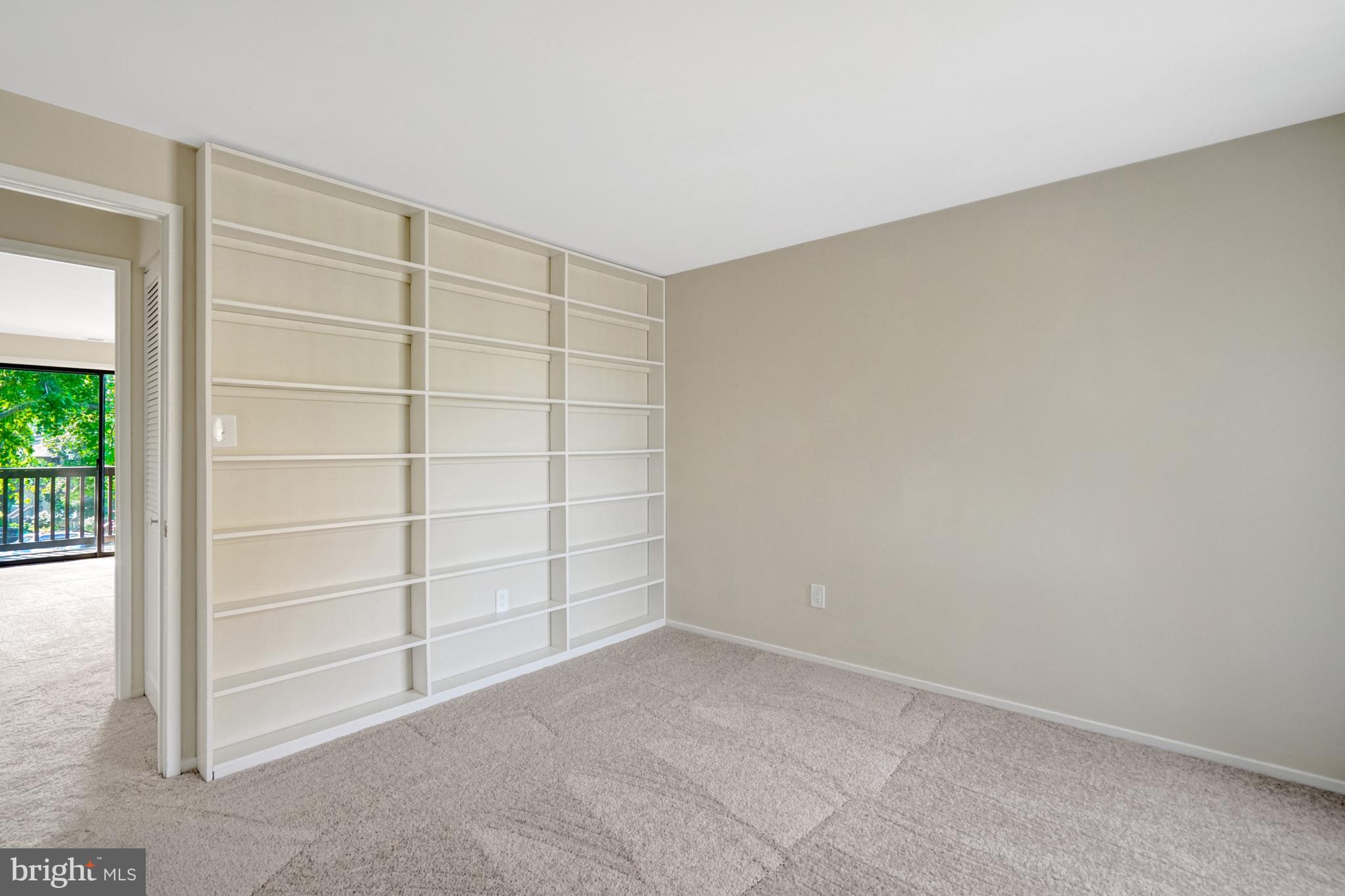 ELAN MEWS - Residential