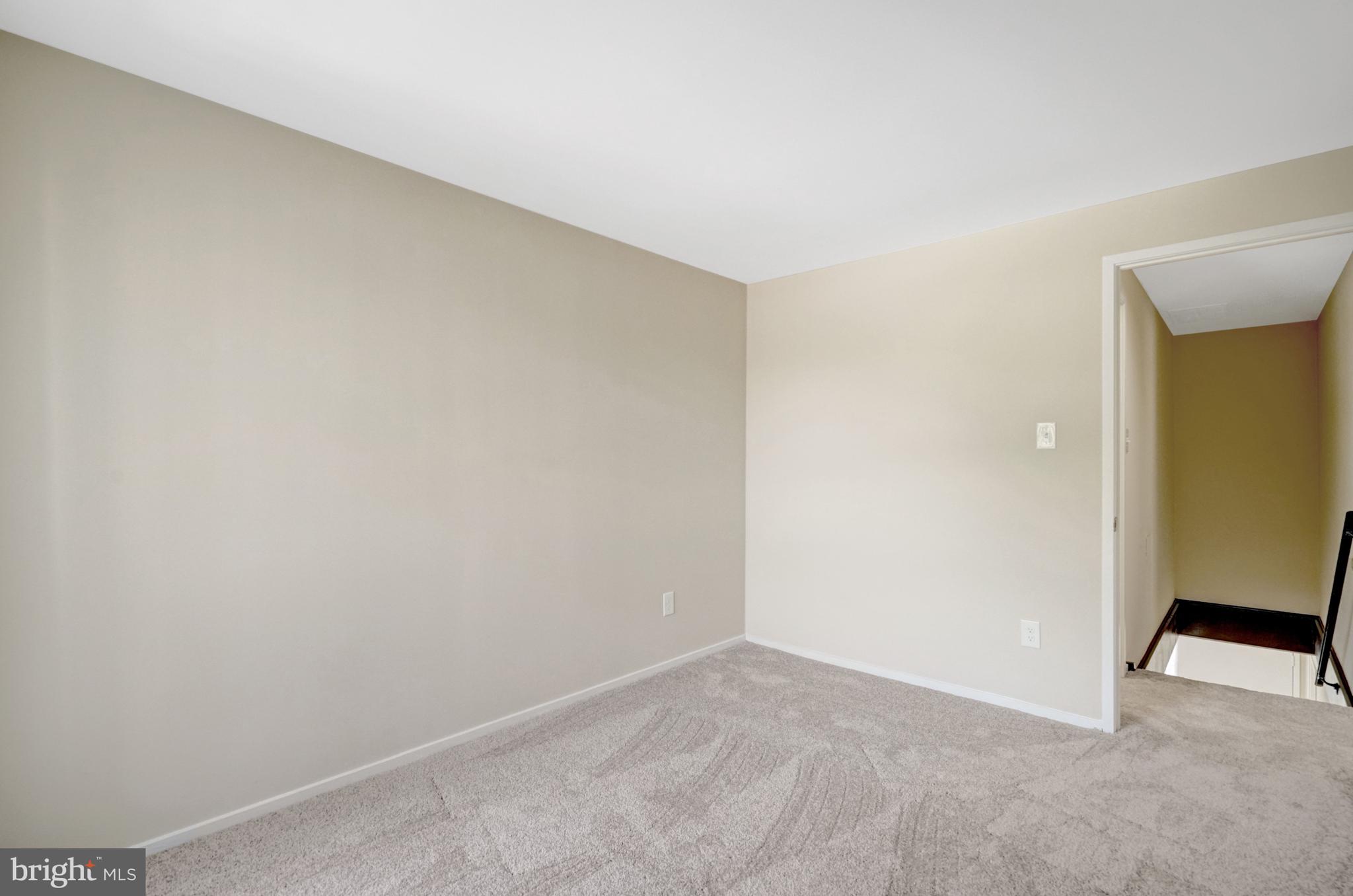 ELAN MEWS - Residential