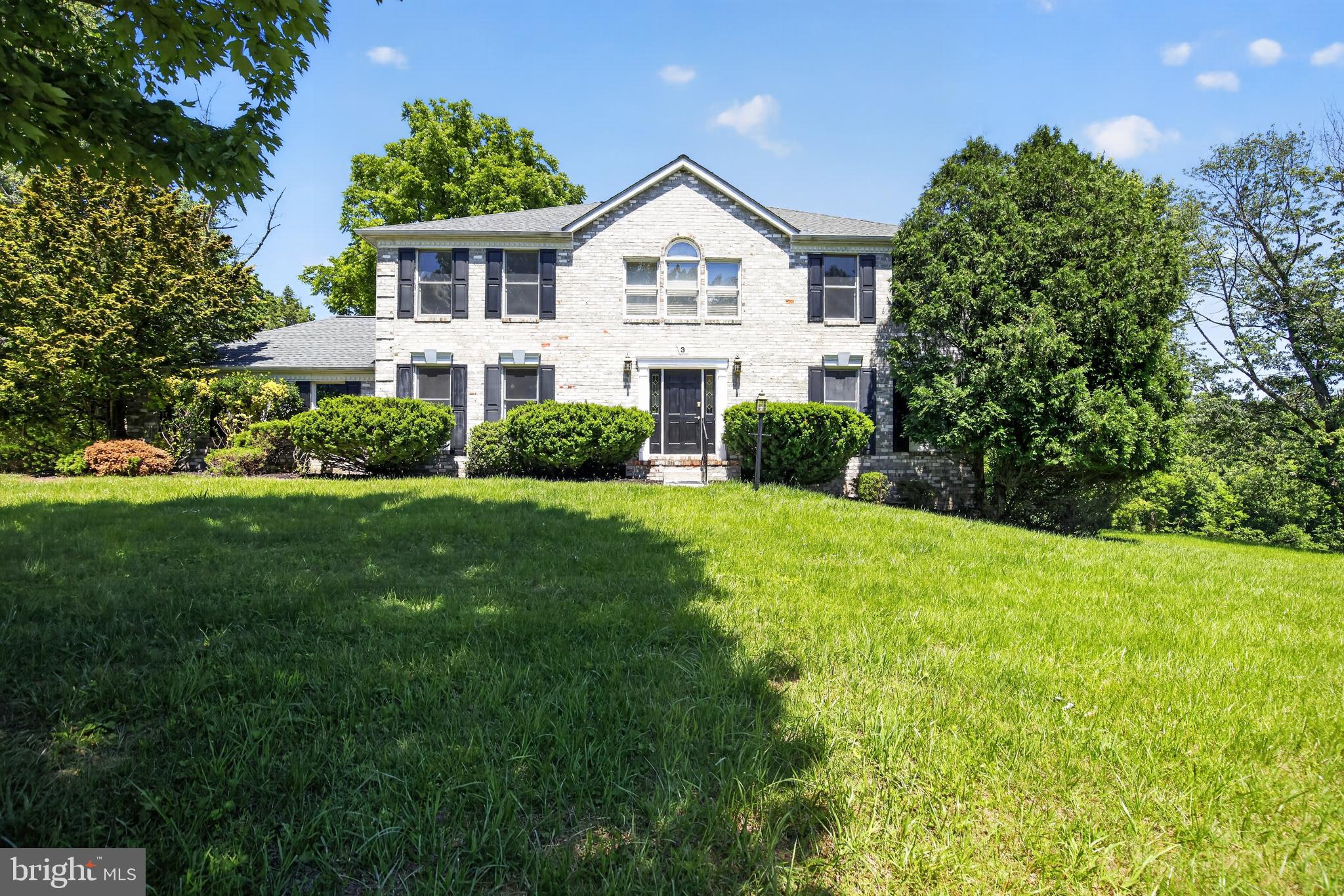 FALLS GLEN - Residential