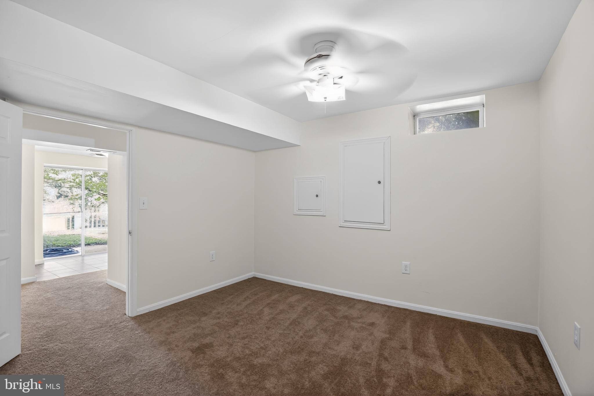 FALLS GLEN - Residential