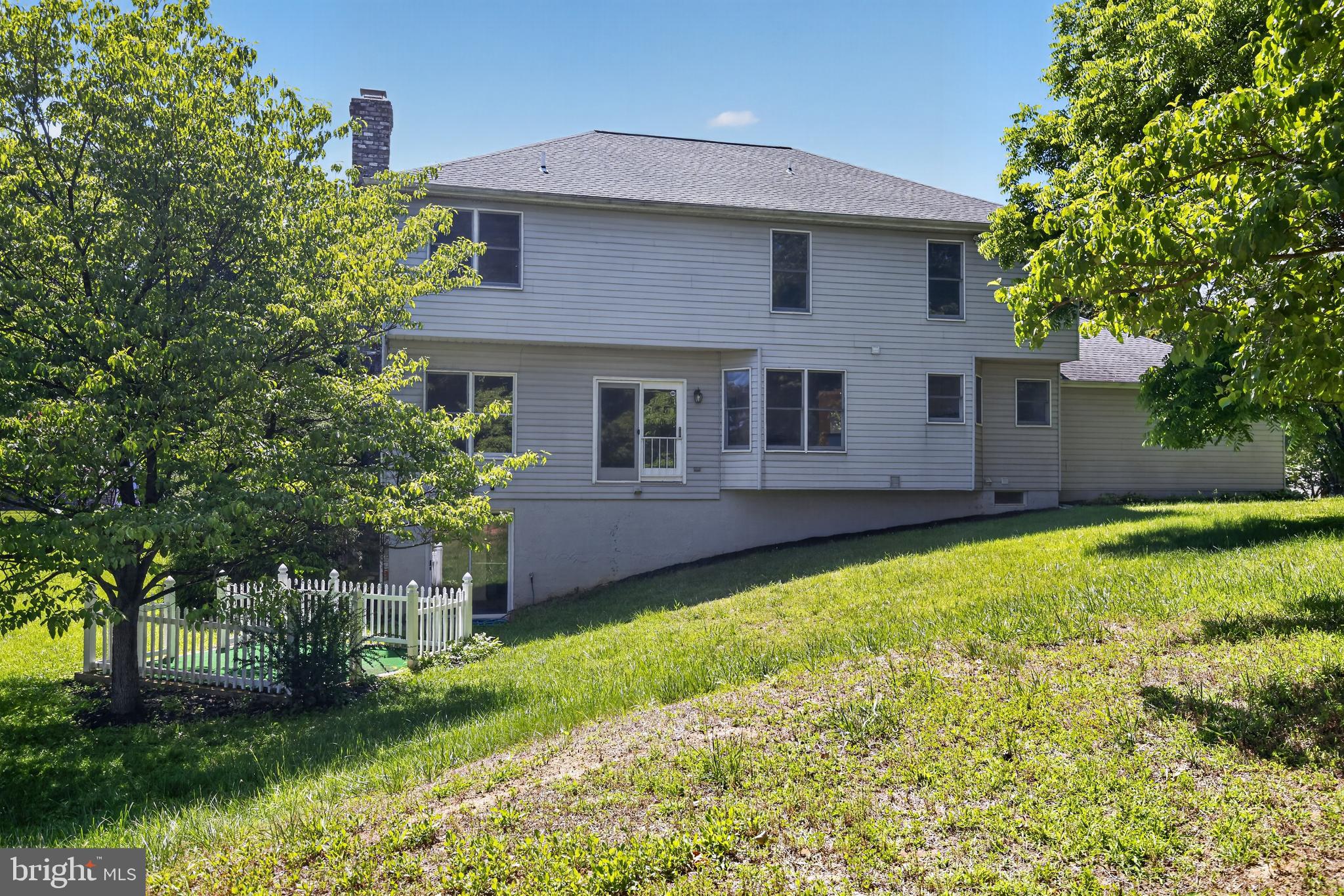 FALLS GLEN - Residential