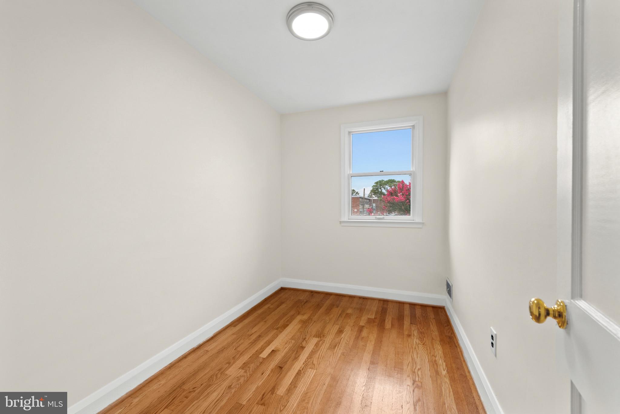 HAWTHORNE - Residential