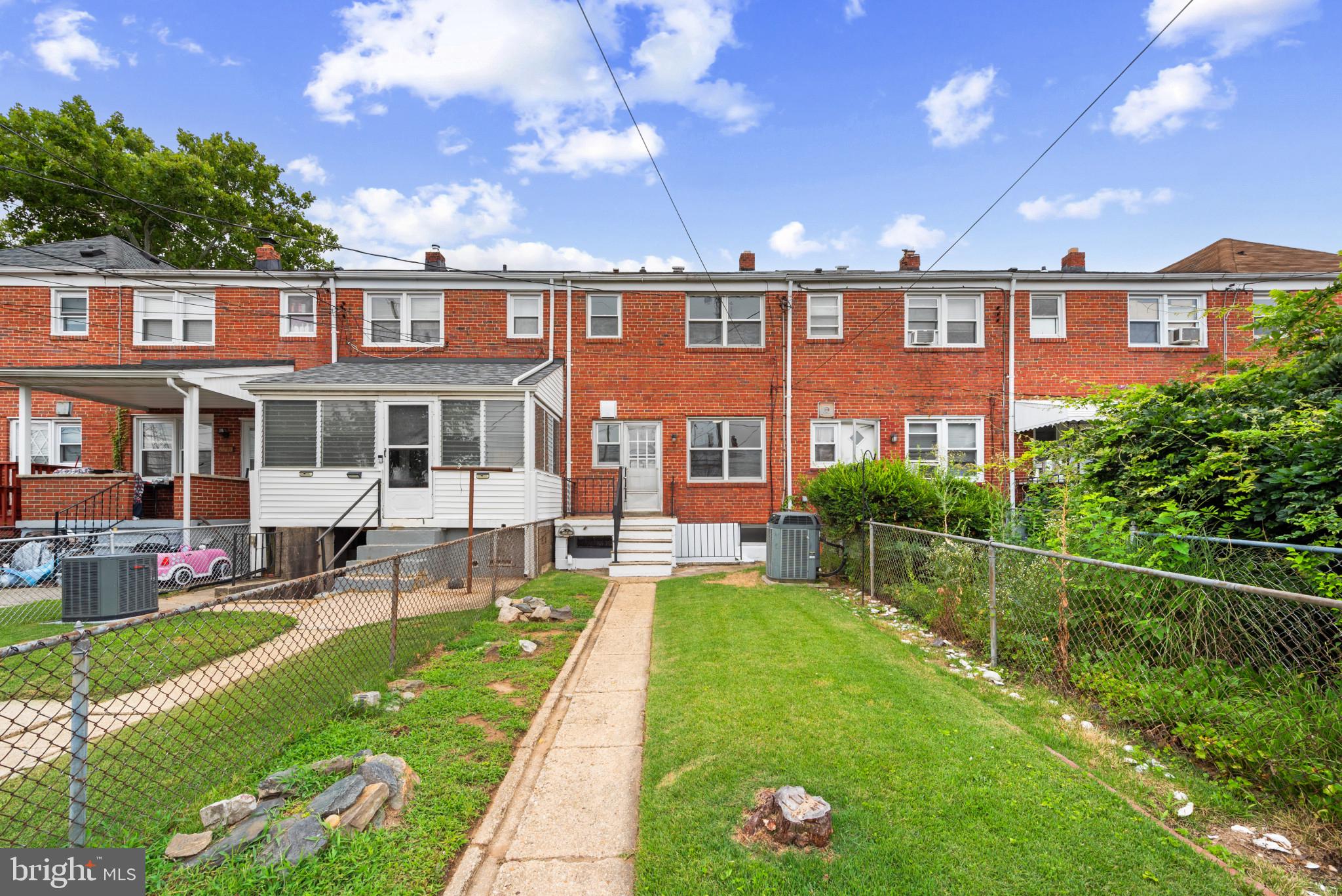 HAWTHORNE - Residential