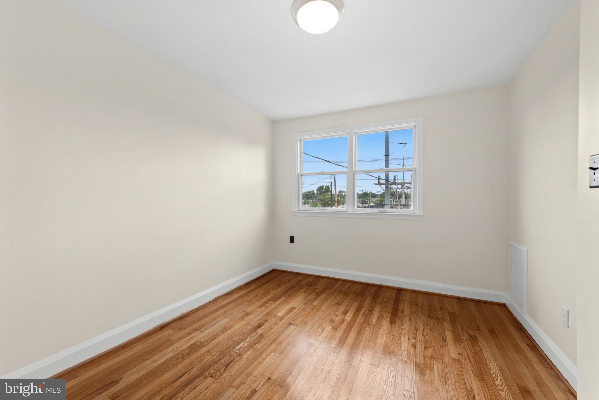 HAWTHORNE - Residential