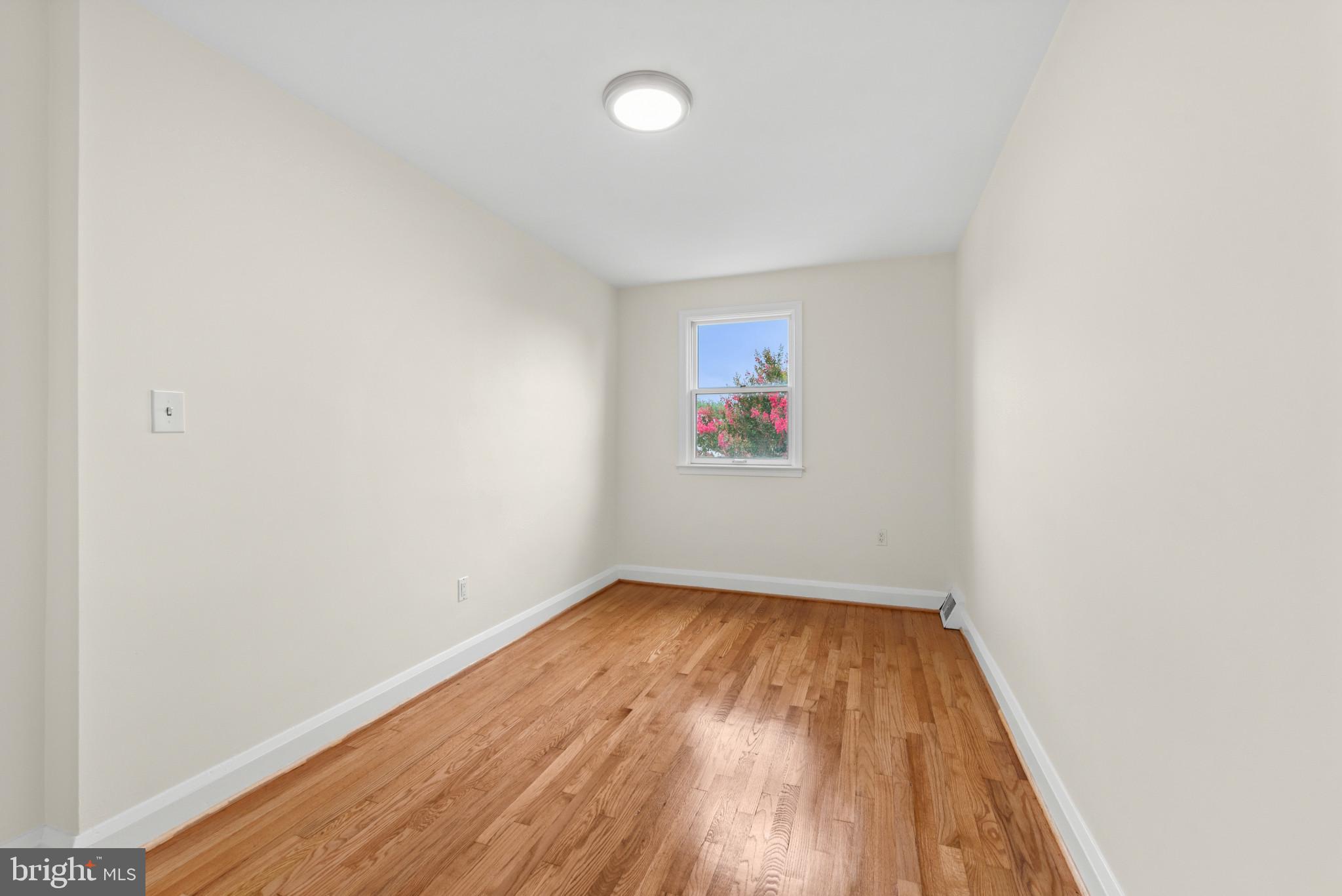 HAWTHORNE - Residential