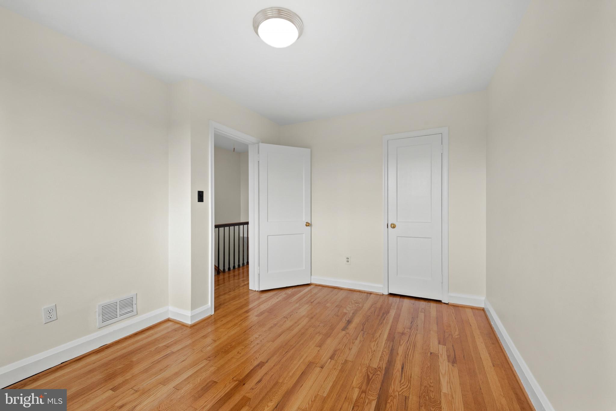 HAWTHORNE - Residential