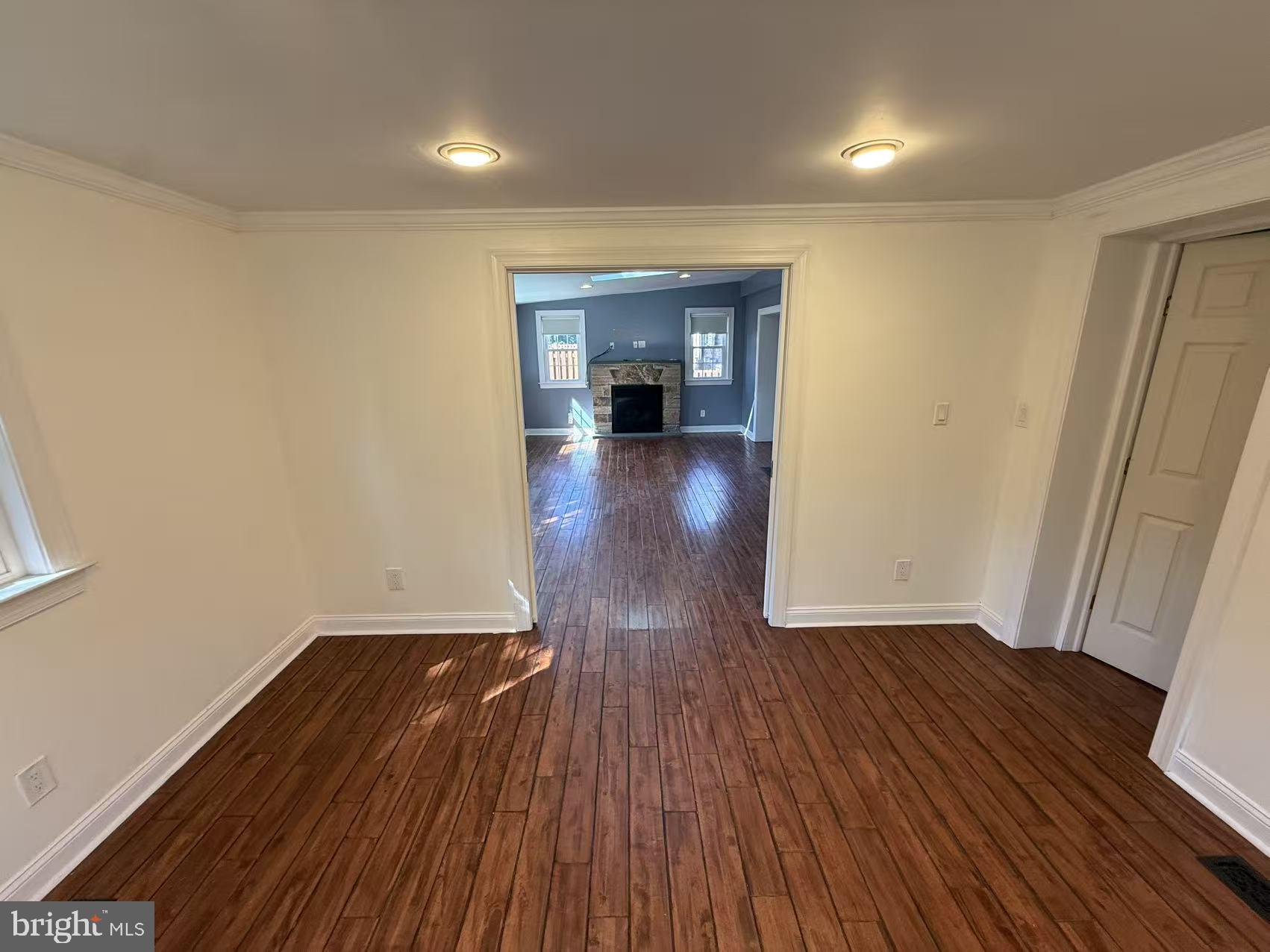 FOX CHASE MANOR - Residential