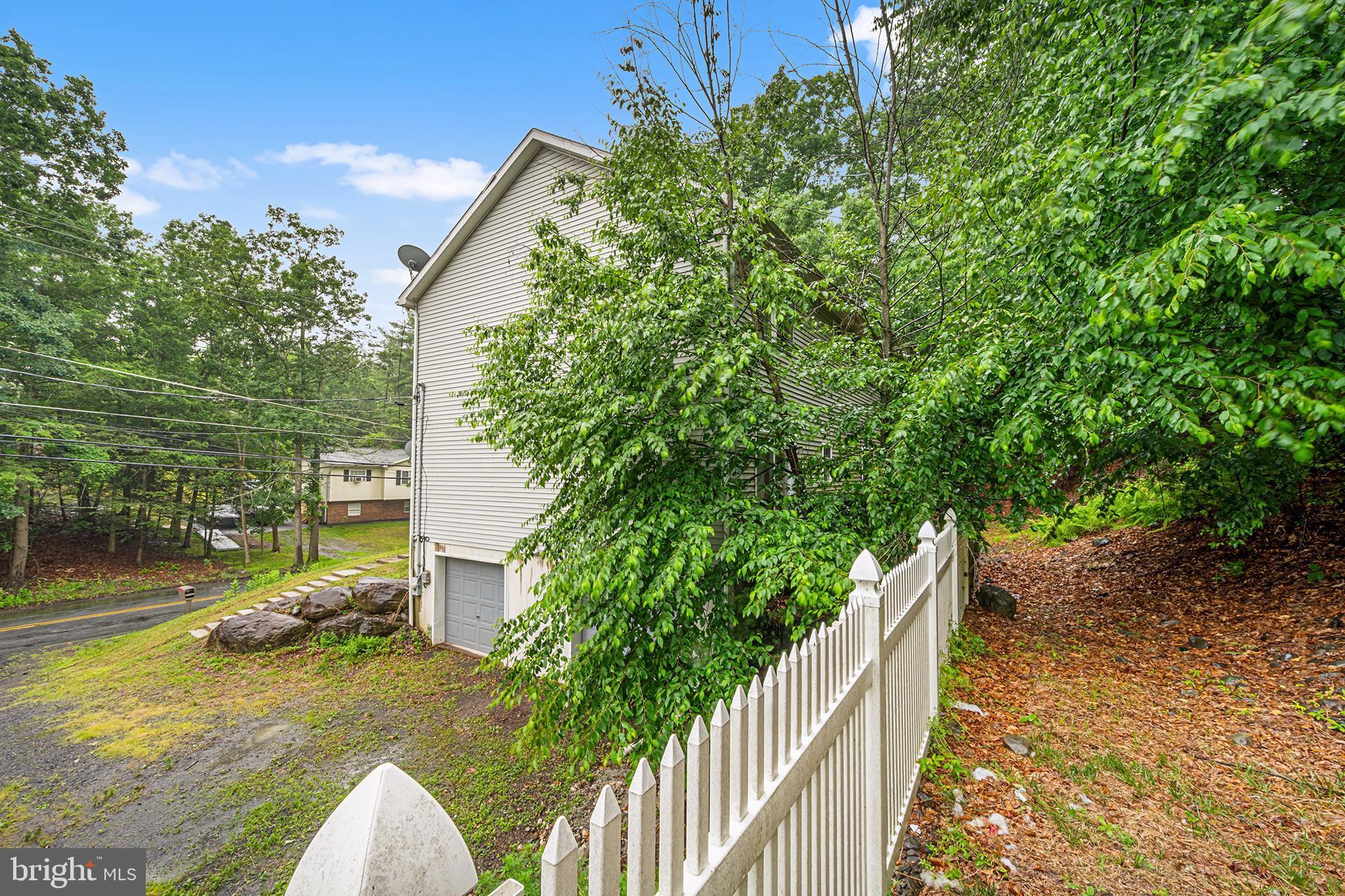 LAKE OF THE PINES - Residential