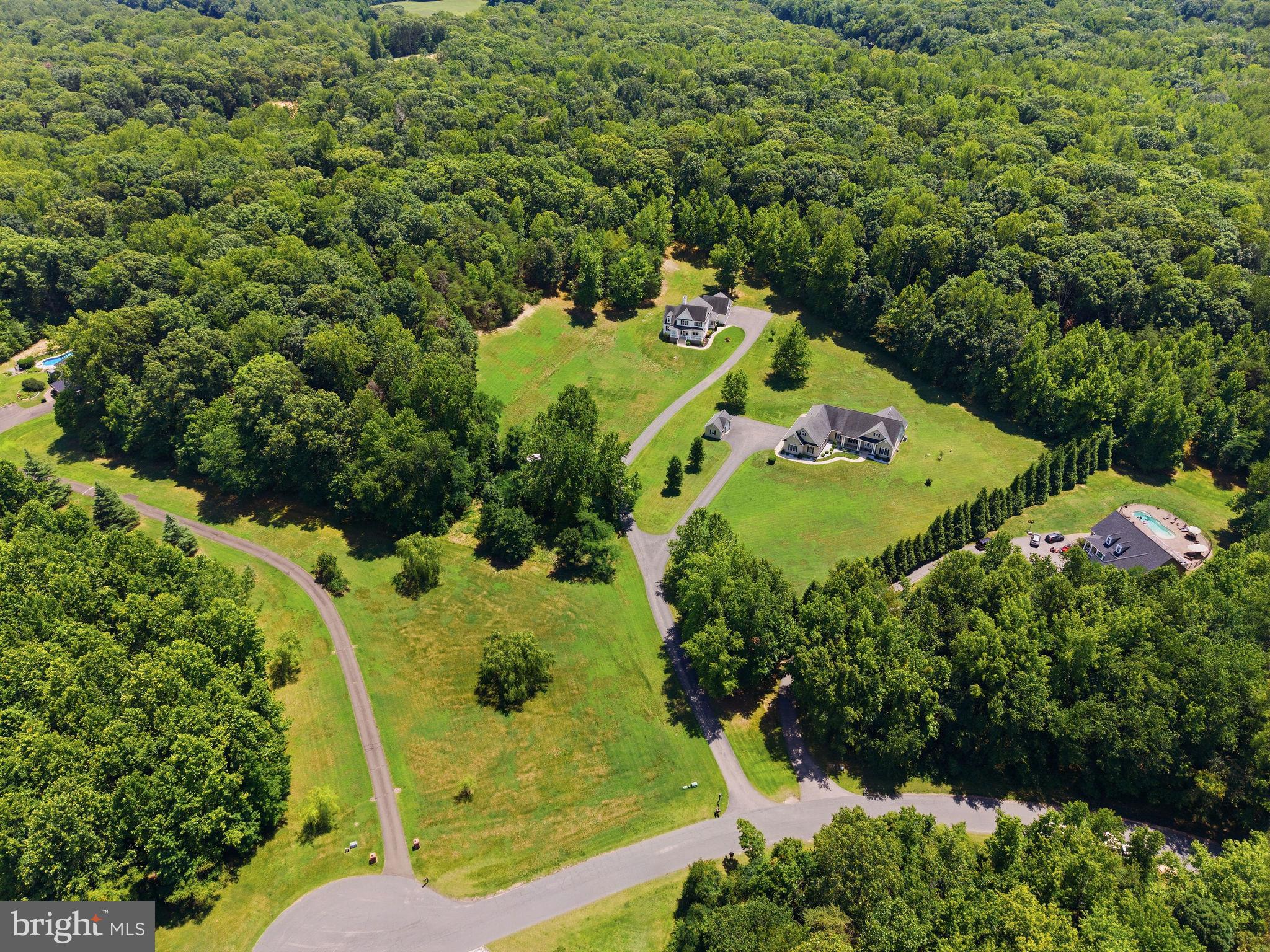 THUNDER HILL - Residential