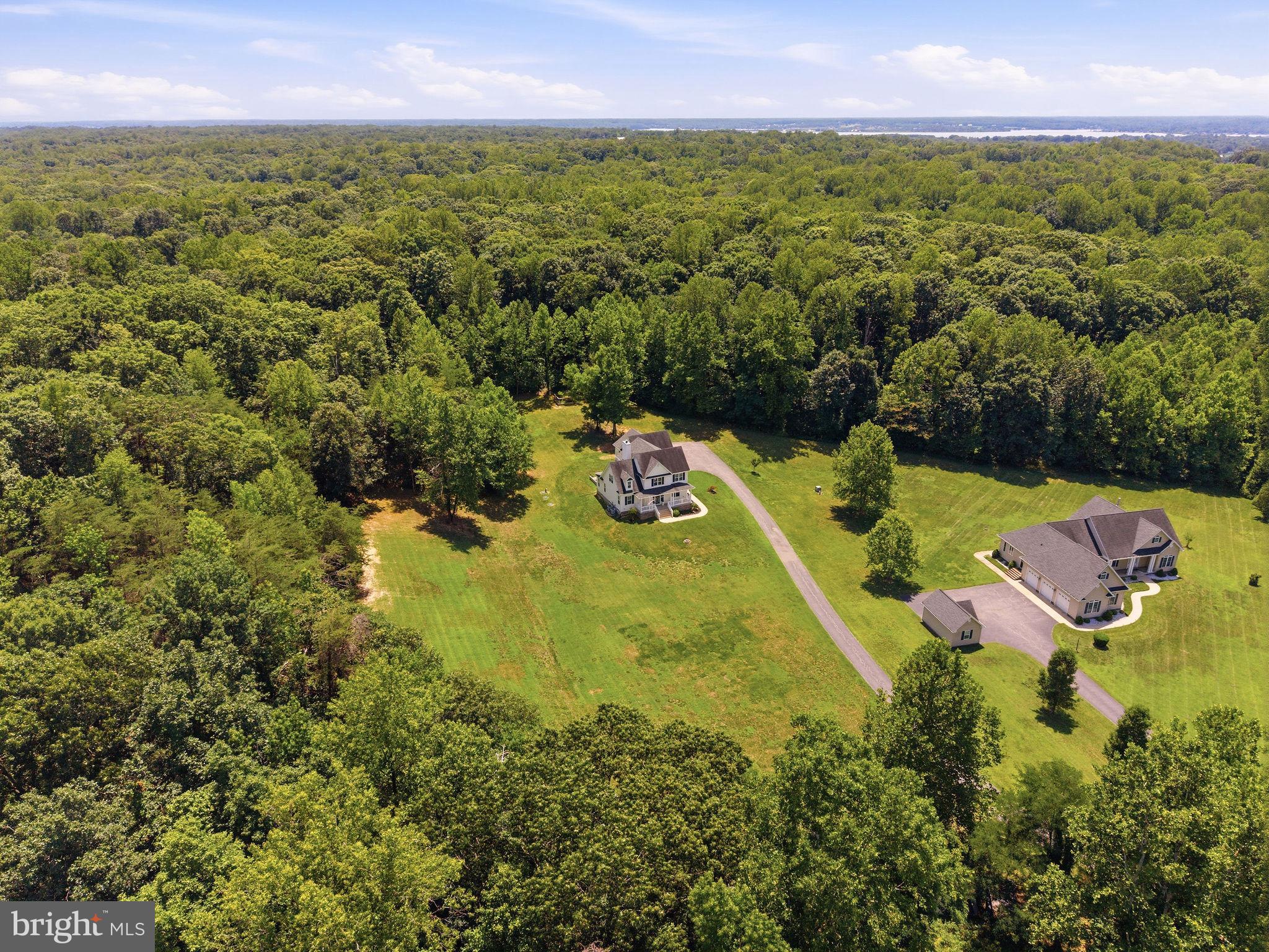 THUNDER HILL - Residential