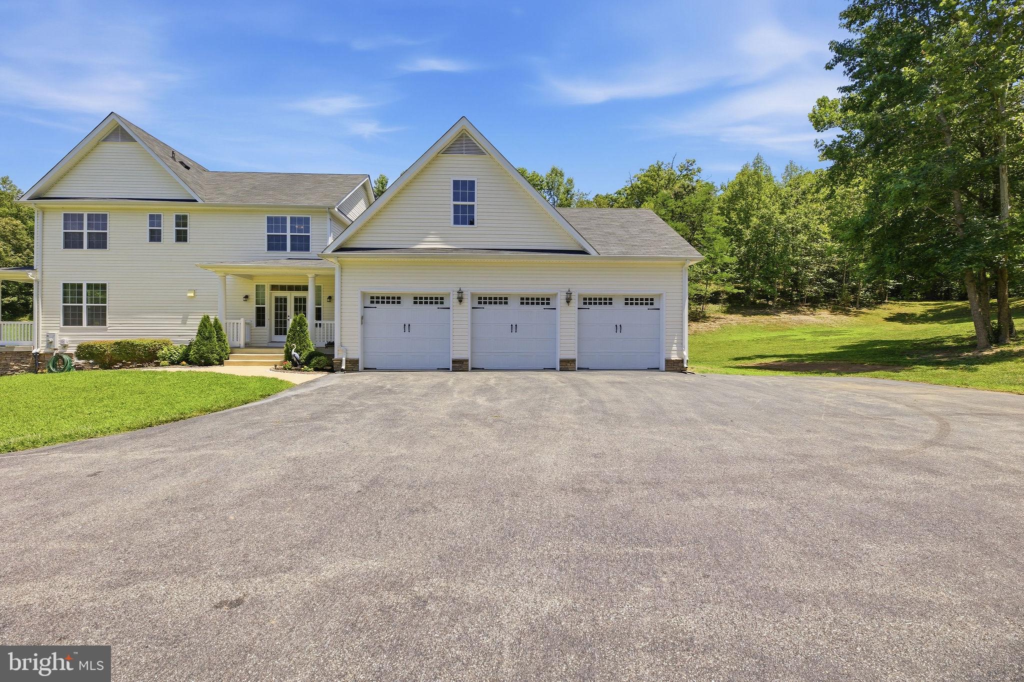 THUNDER HILL - Residential